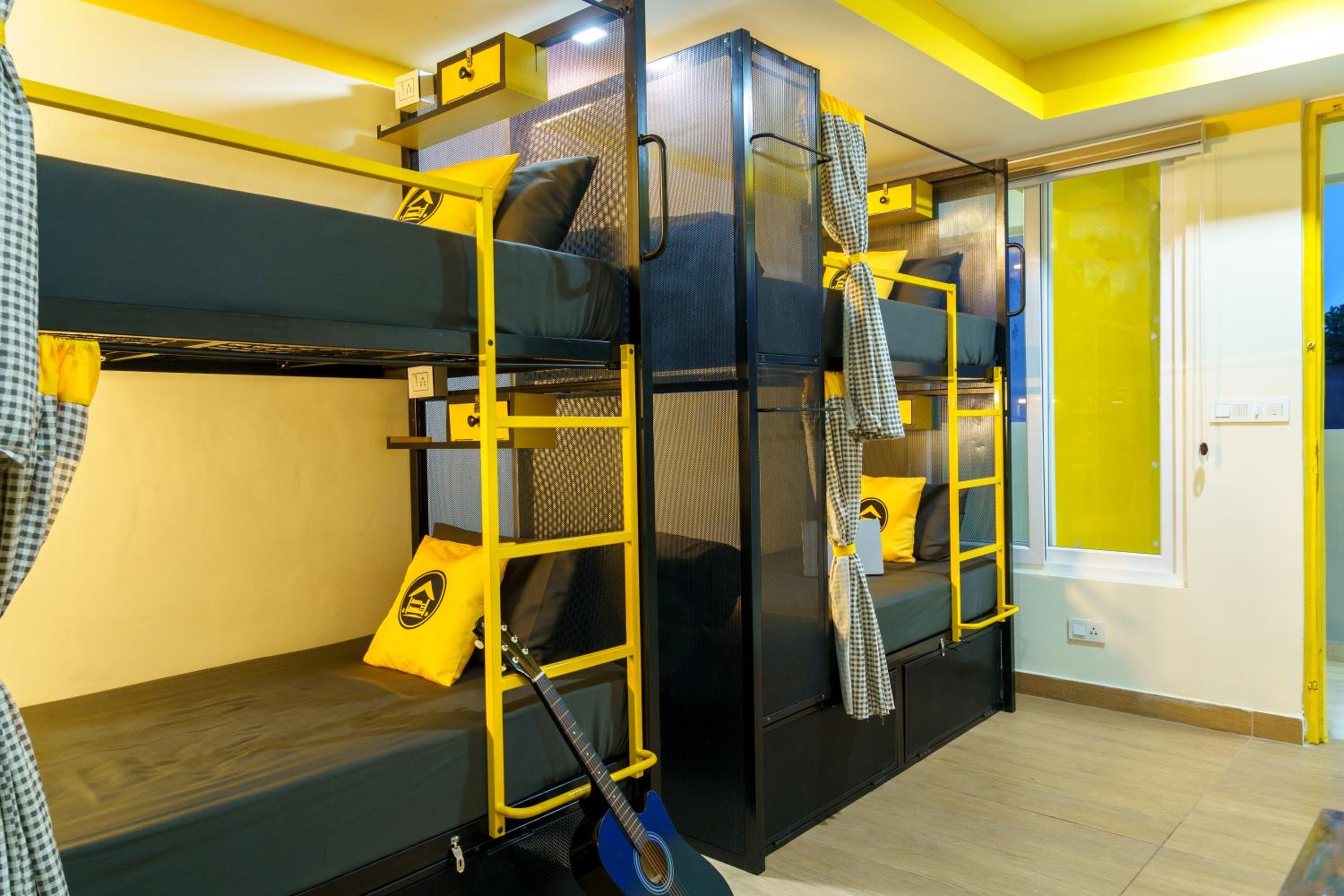 Bed in 4-Bed Female Dormitory Room photo 3