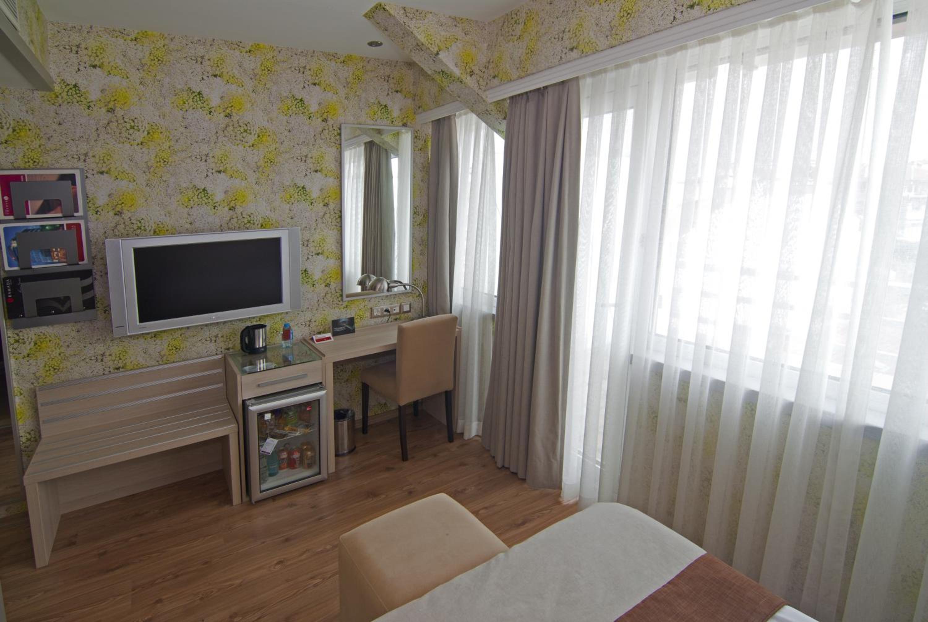 Executive King Room - Photo 4