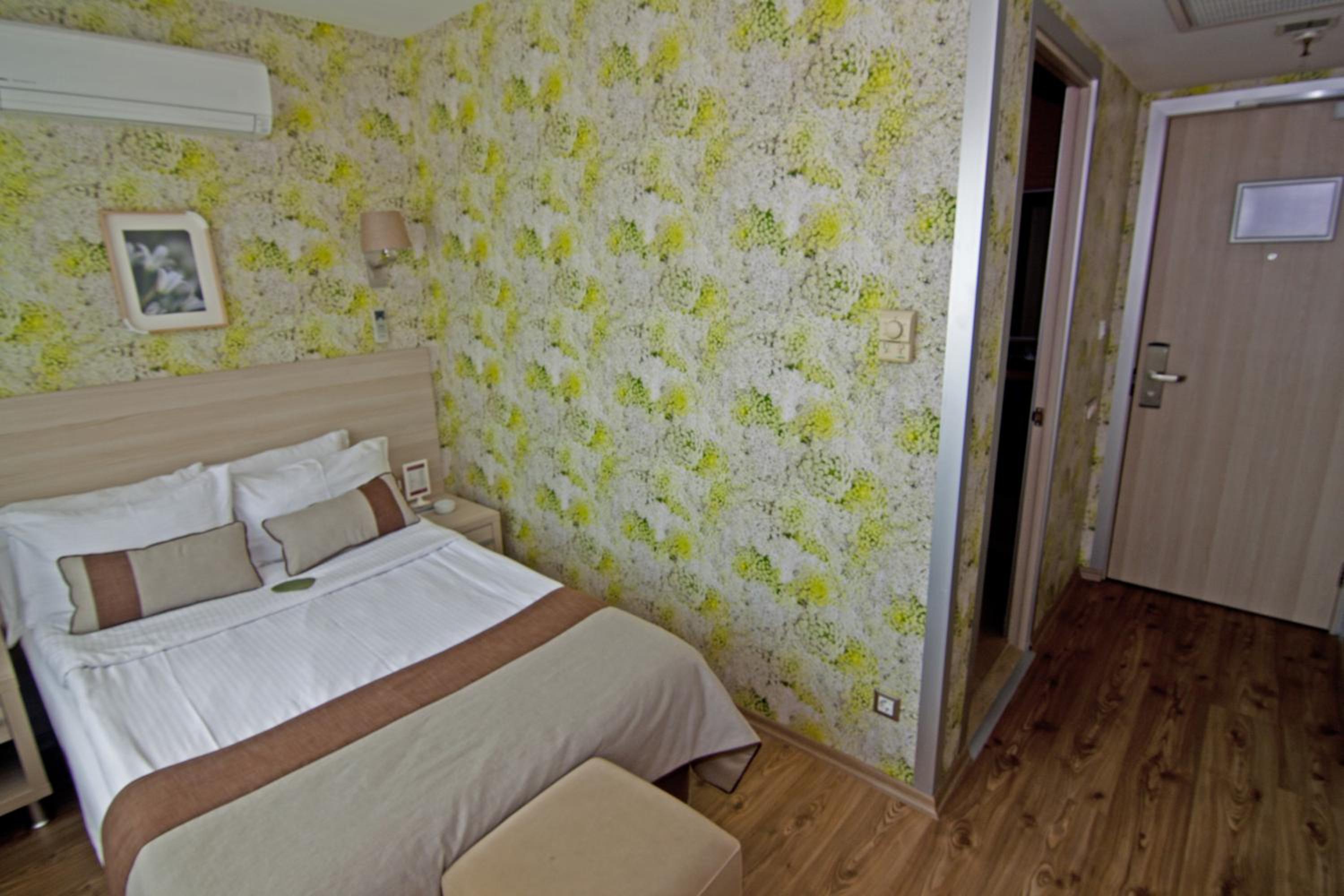 Executive King Room - Photo 3
