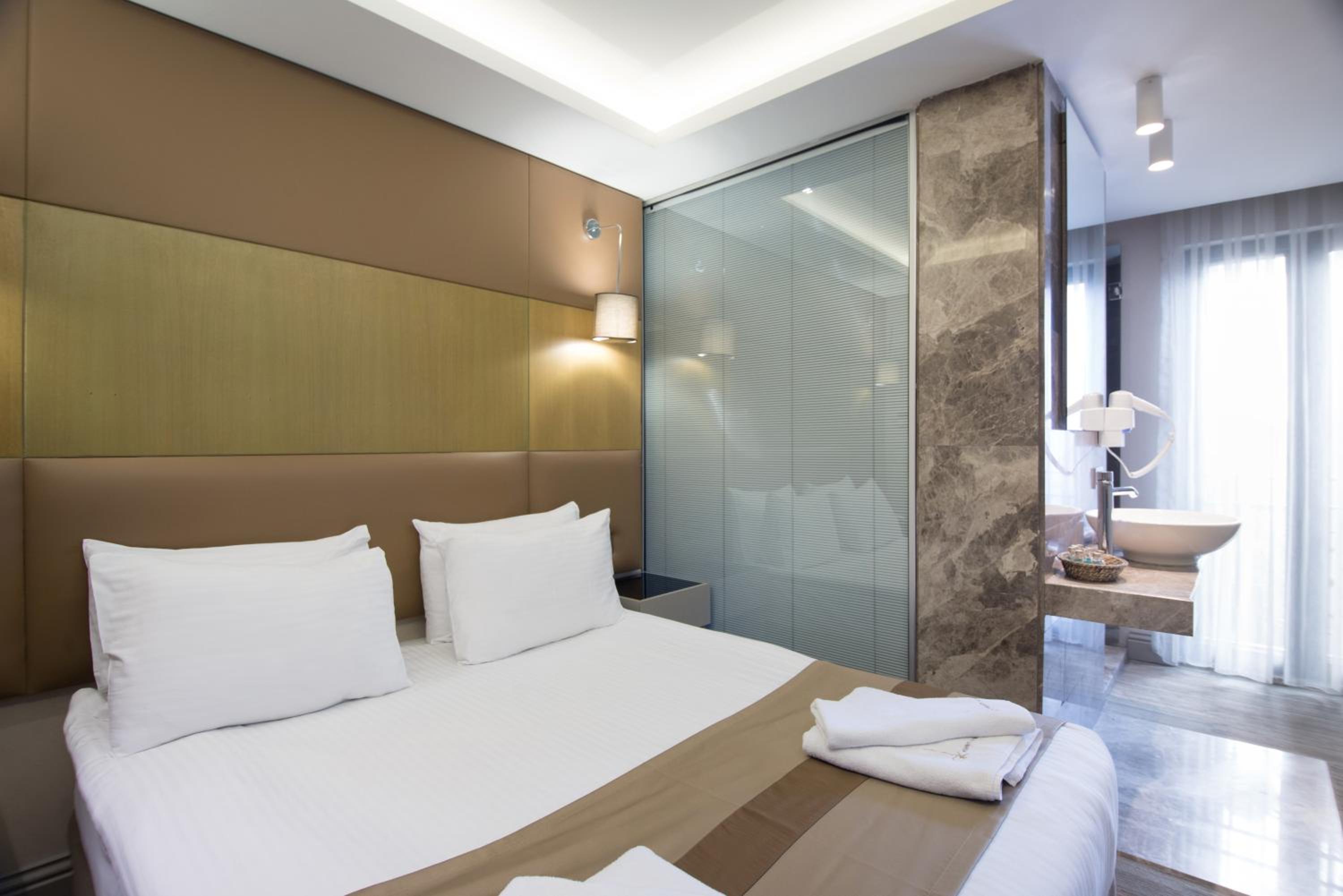 Standard Double Room photo 1