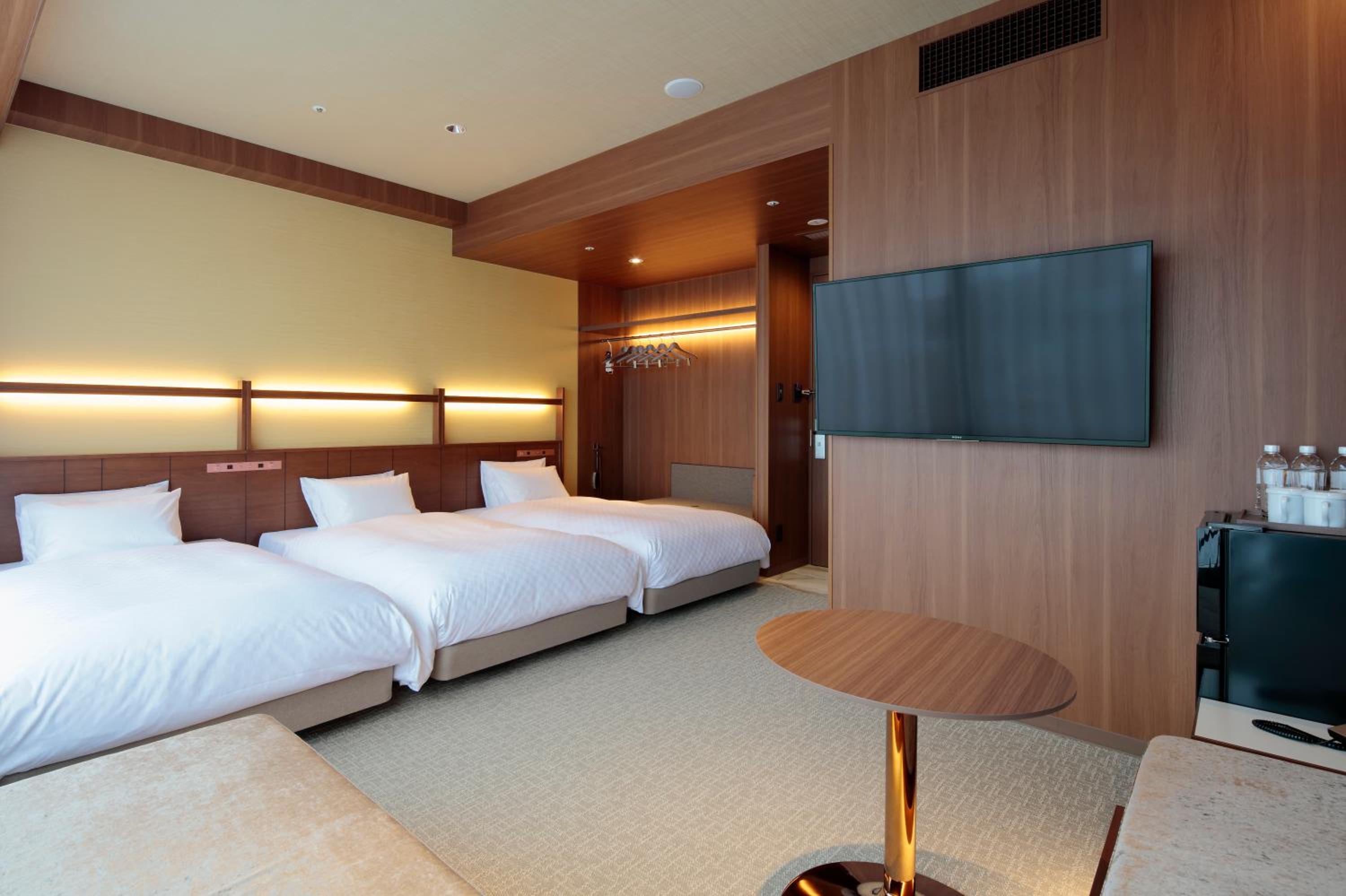 Deluxe Triple Room - Photo 5