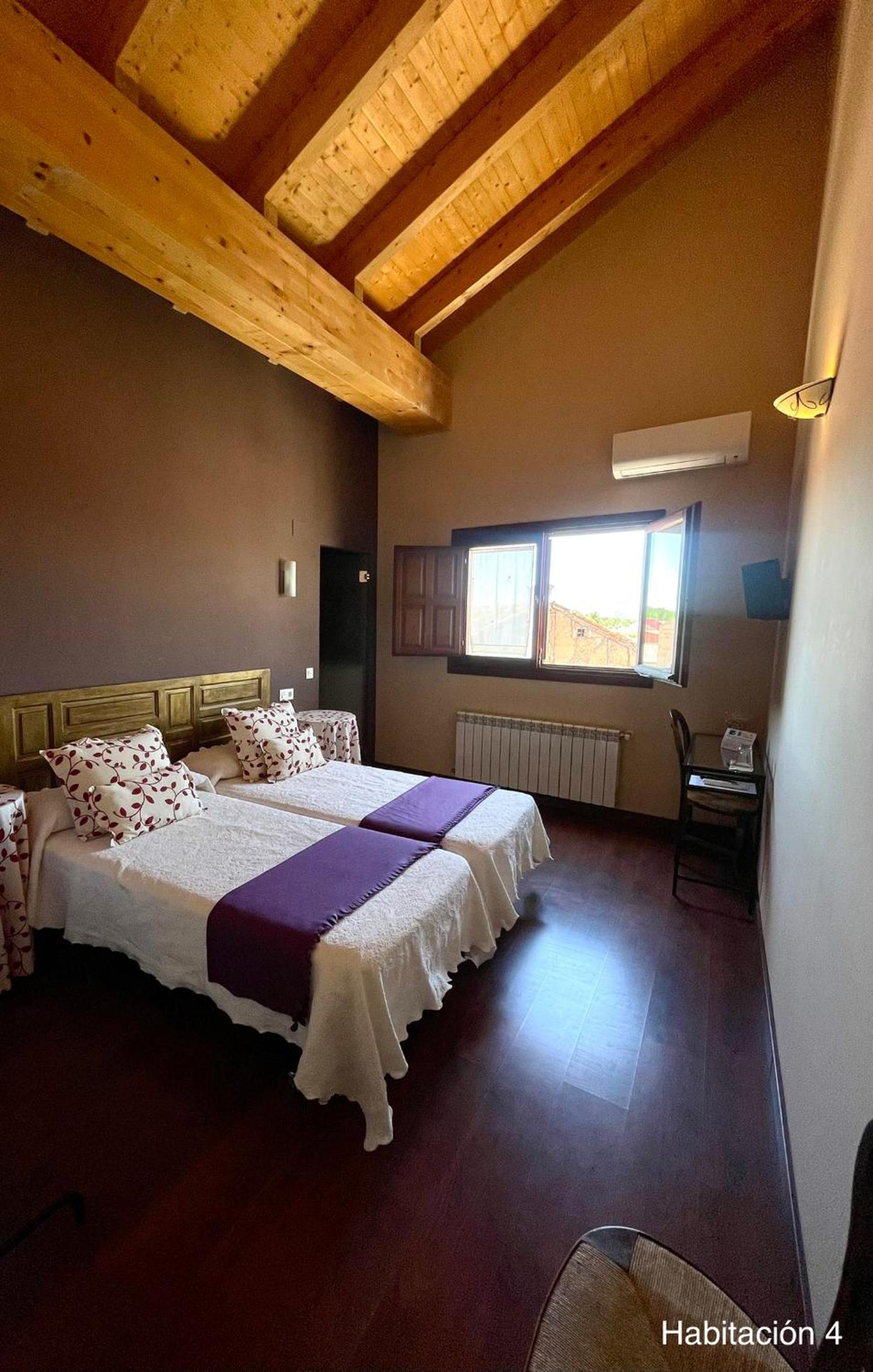 Twin Room photo 2