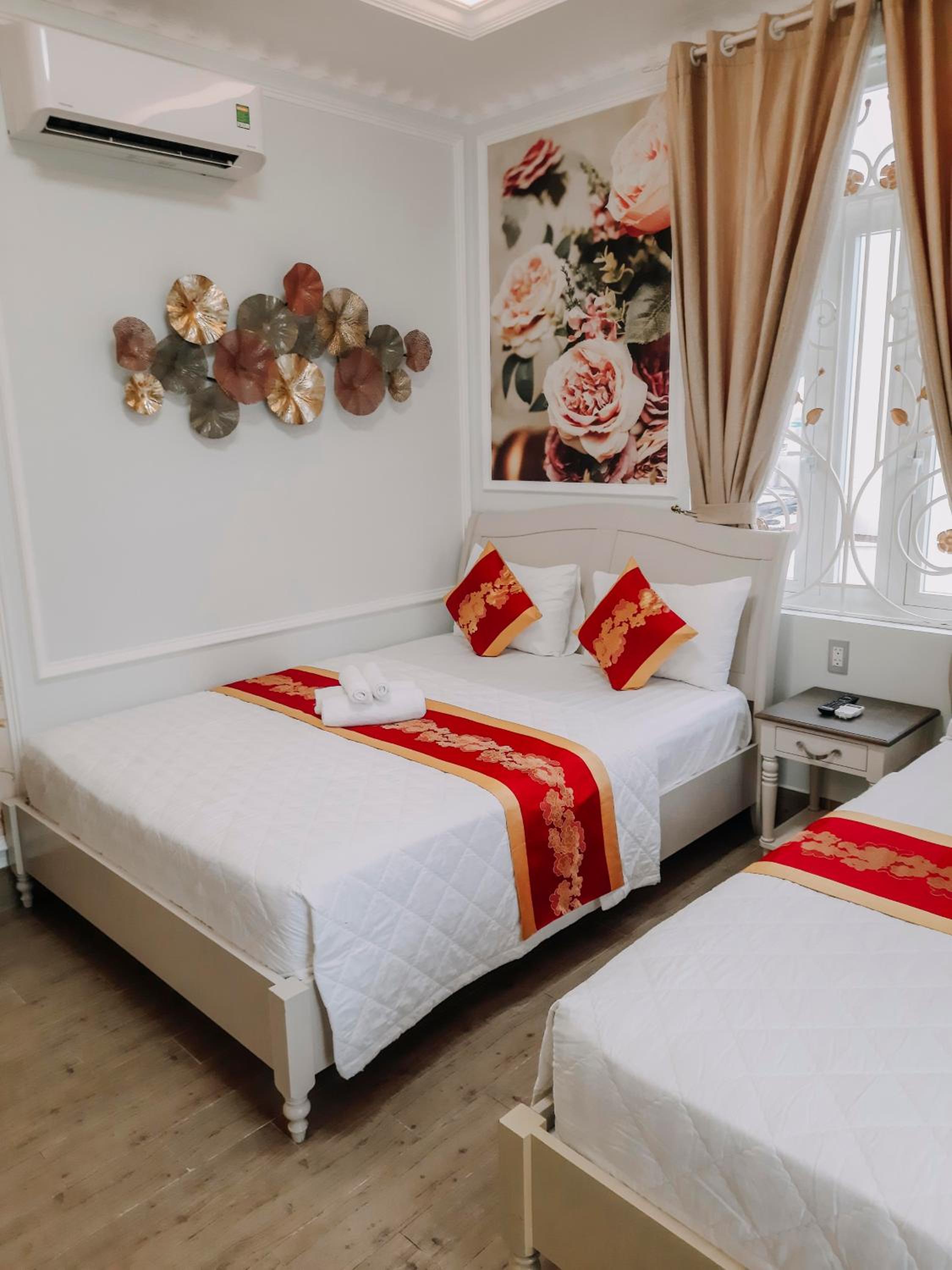 Deluxe Double or Twin Room with Balcony