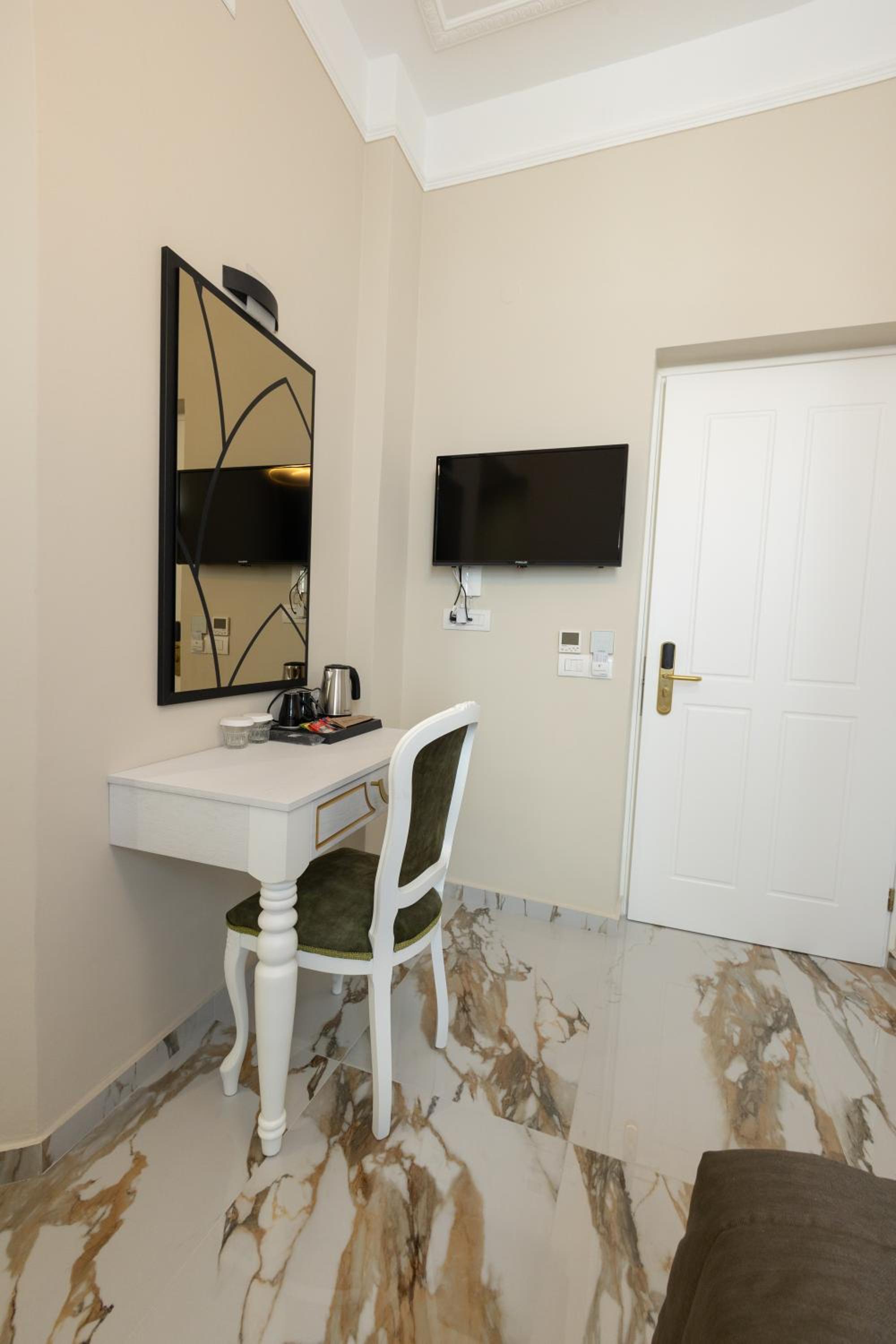 Deluxe Single Room photo 3