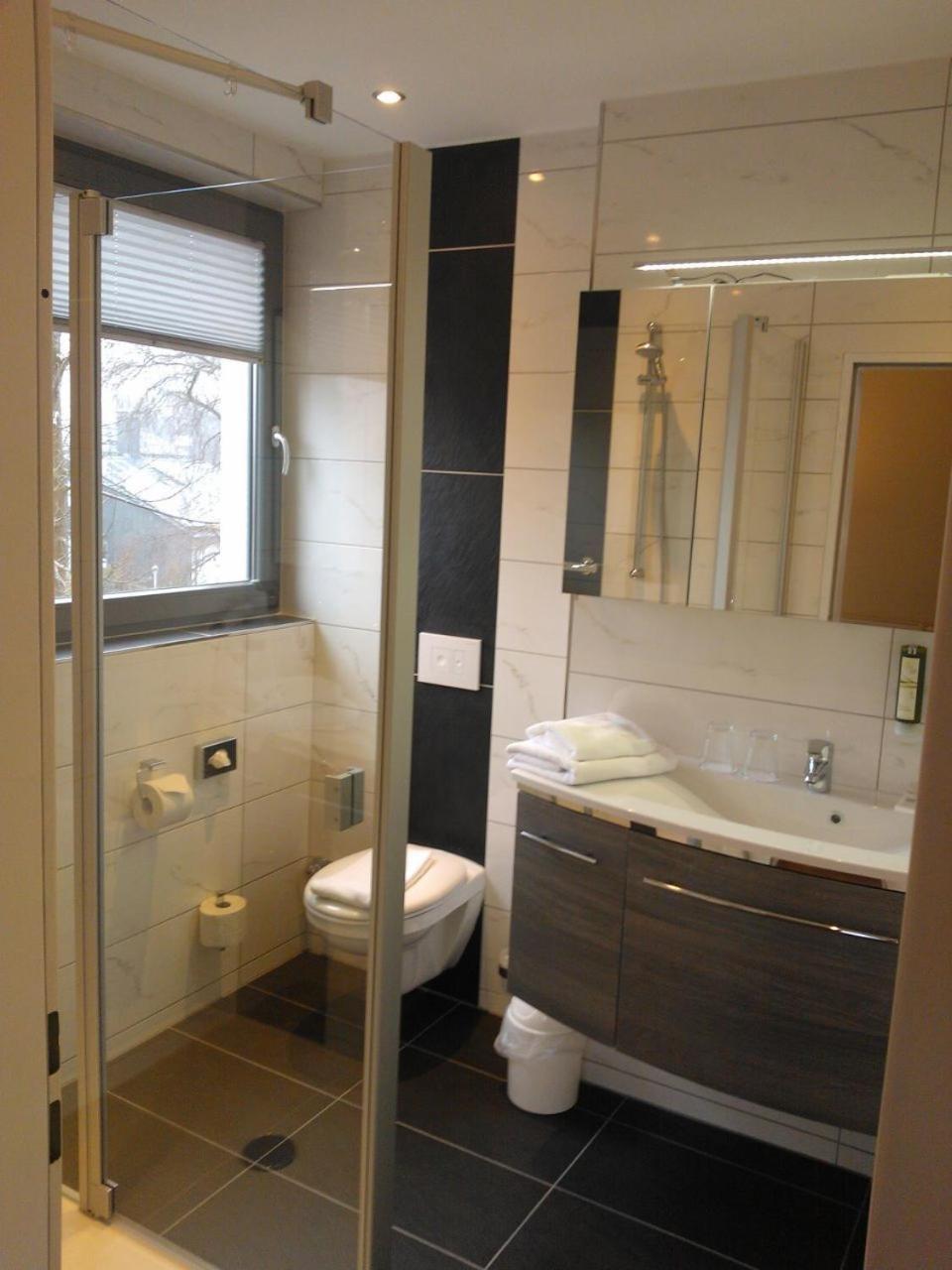 Comfort Double Room with Balcony - Photo 6
