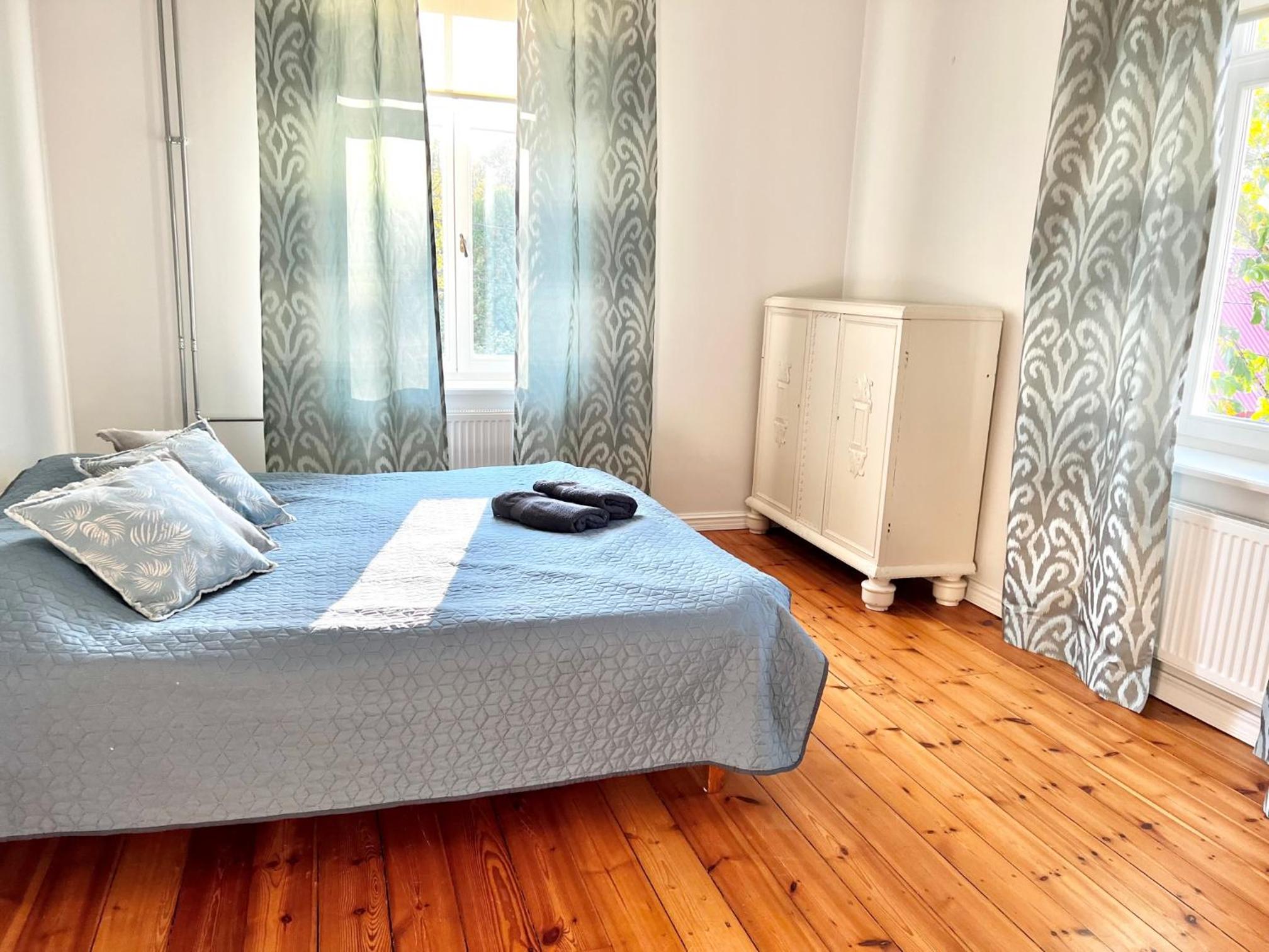 Two-Bedroom Apartment - Photo 6