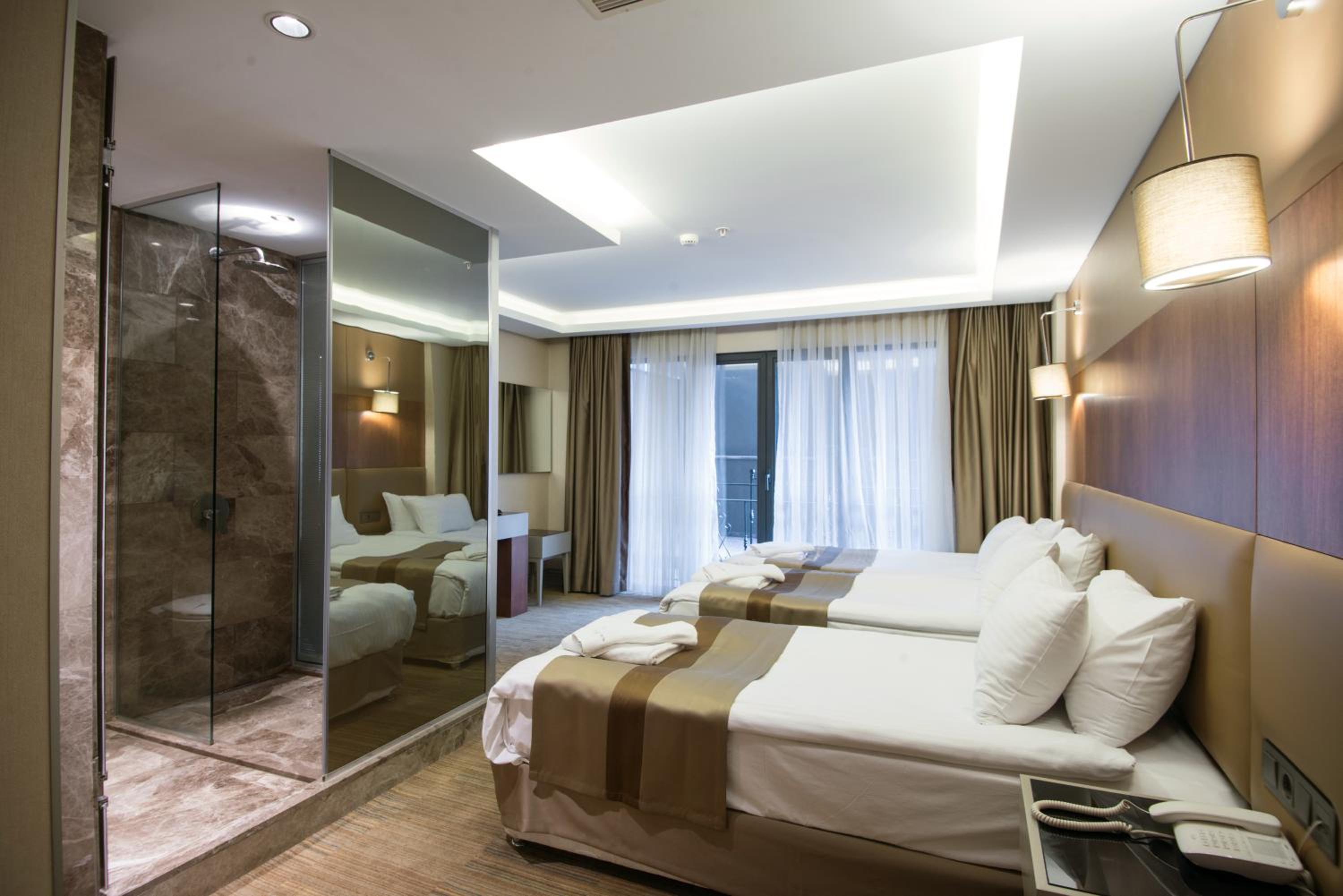 Standard Triple Room photo 3