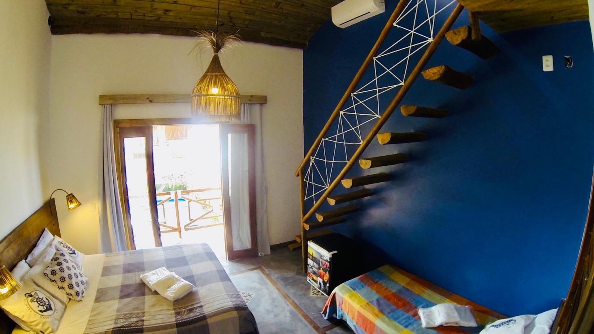 Deluxe Double Room with Balcony - Photo 9