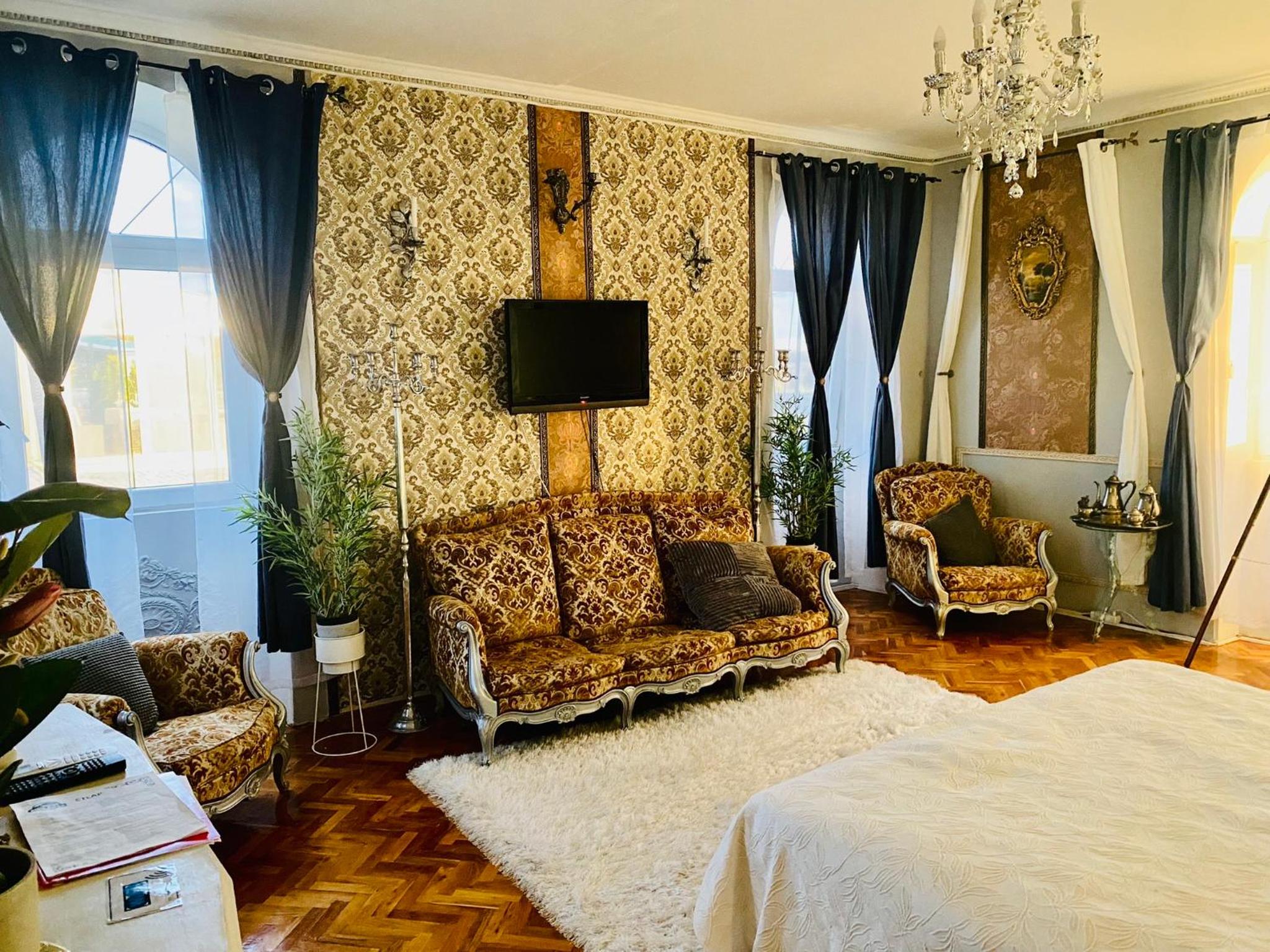 Deluxe Double Room with Shower - Photo 1