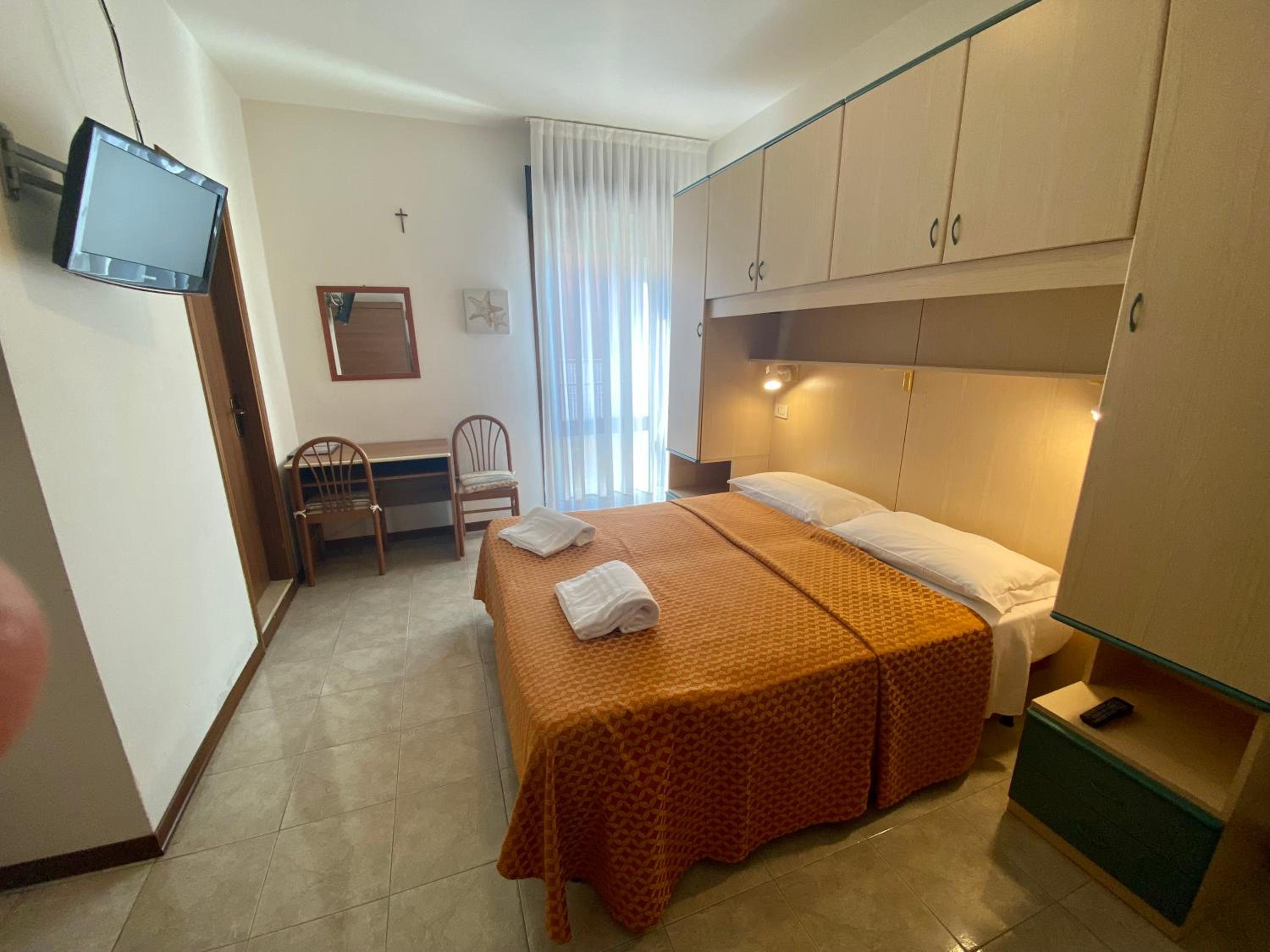 Standard Quadruple Room photo 2