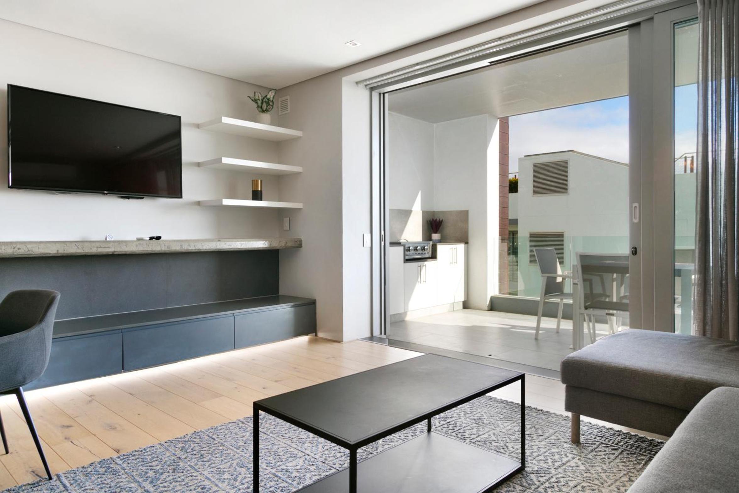 Deluxe Apartment