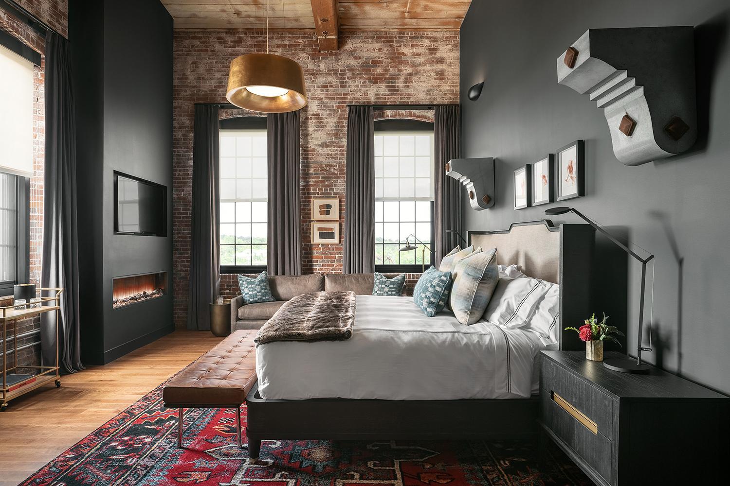 Deluxe King Room photo 1
