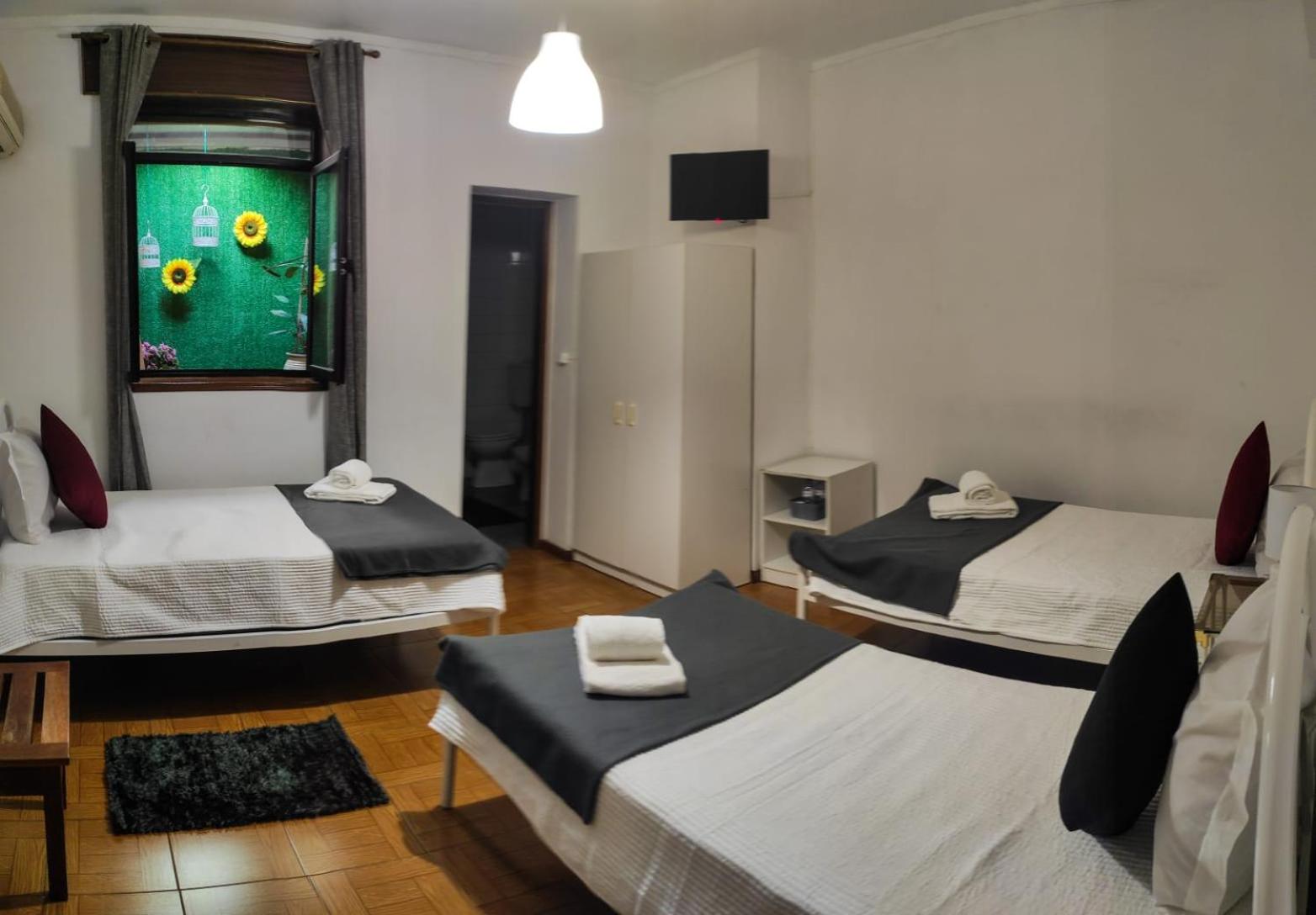 Triple Room with Private Bathroom