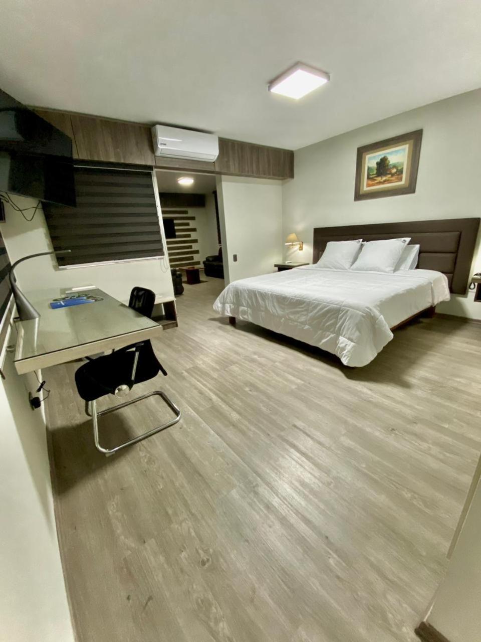 Suite photo 1