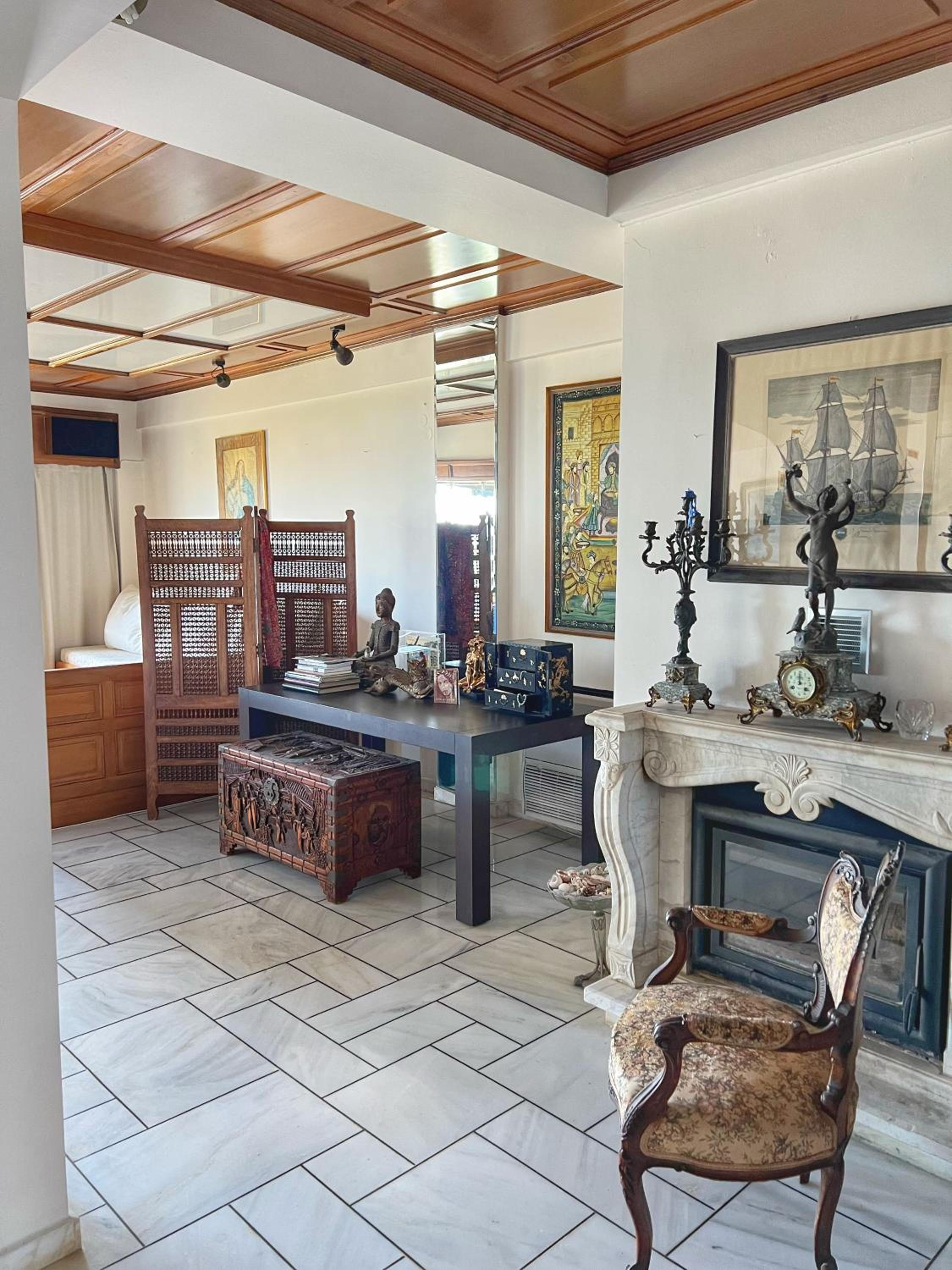 Three-Bedroom Apartment with Sea View photo 3