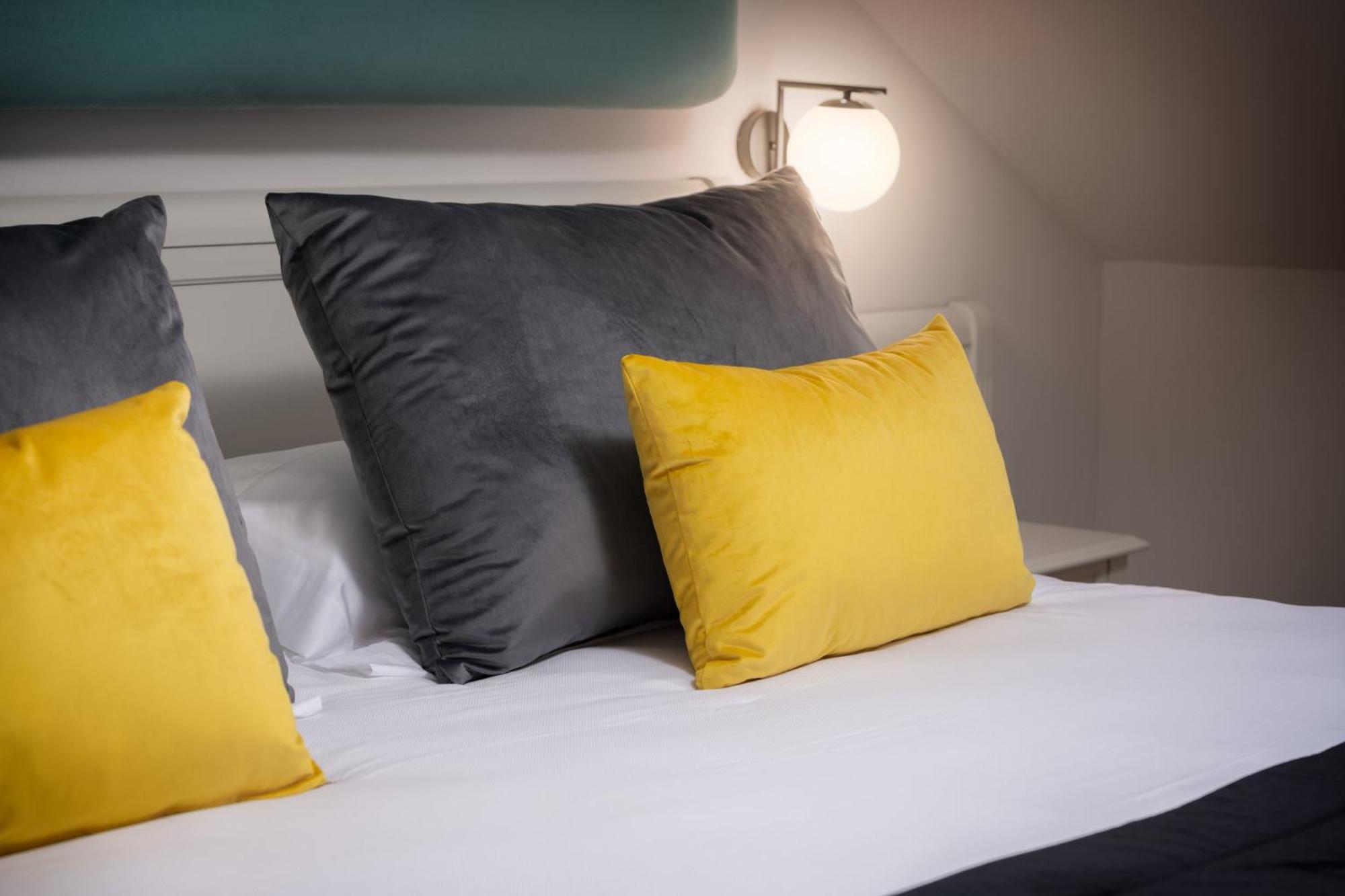 Budget Double Room photo 2