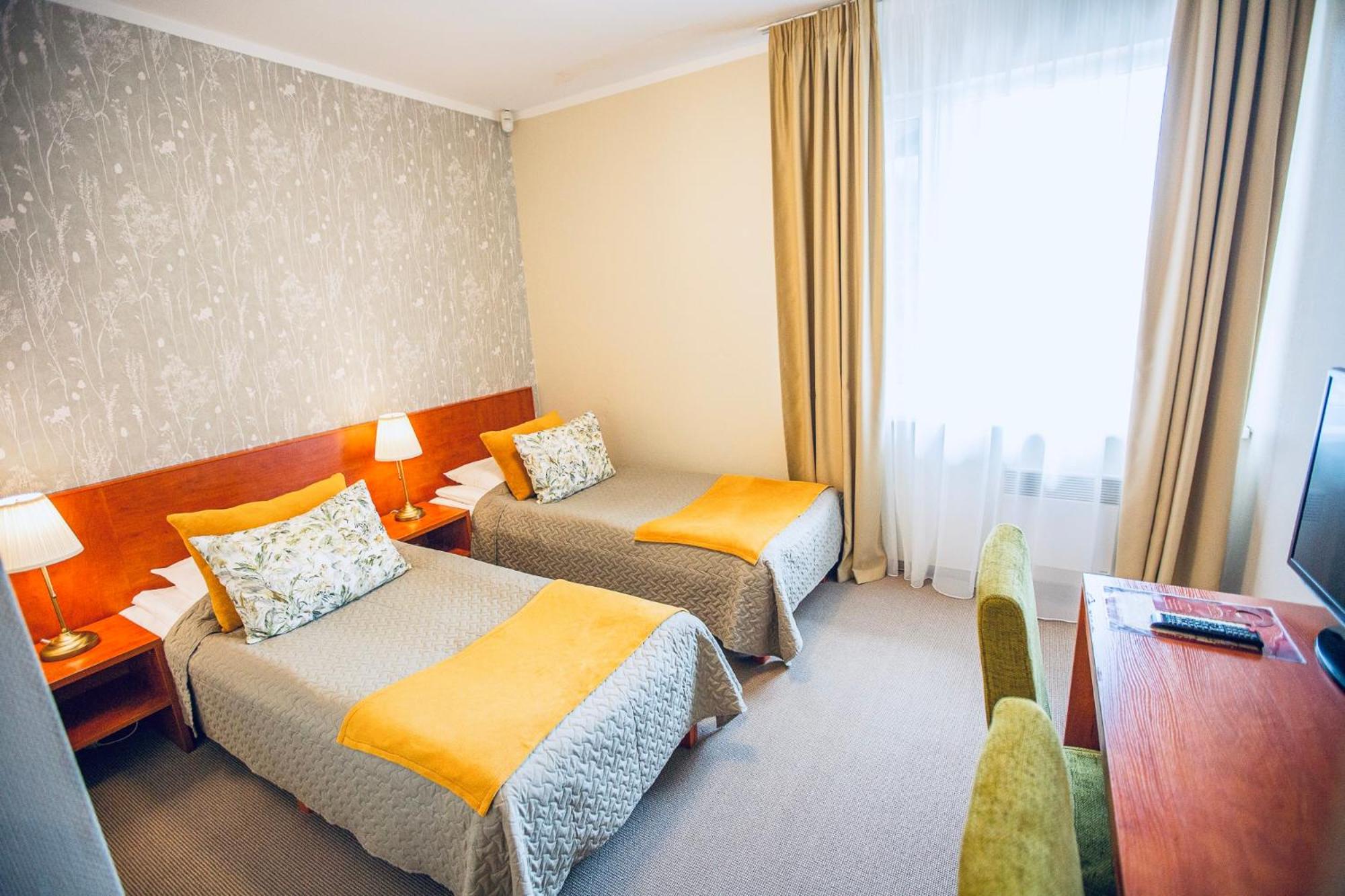 Standard Twin Room photo 3