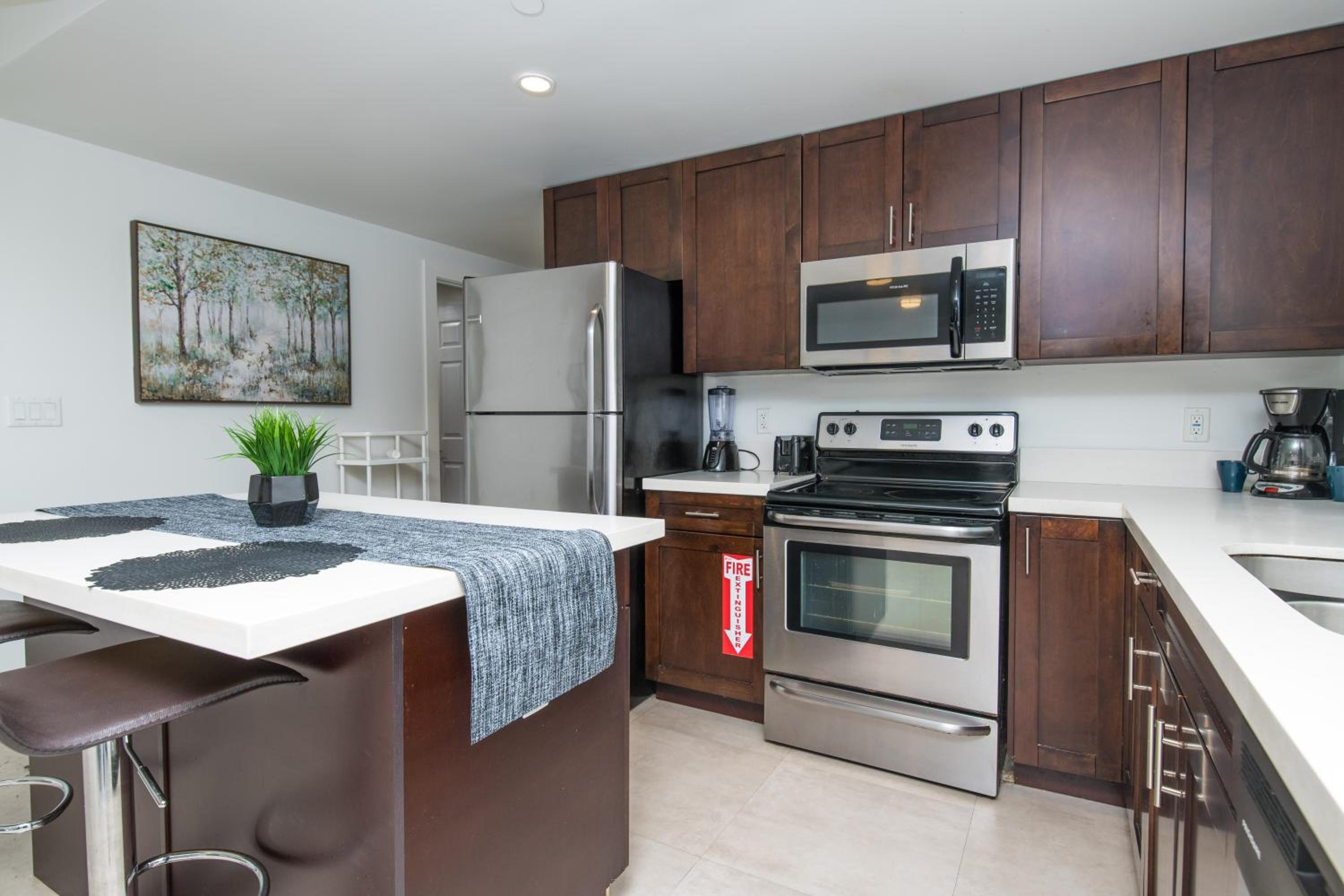Apartment - Photo 2