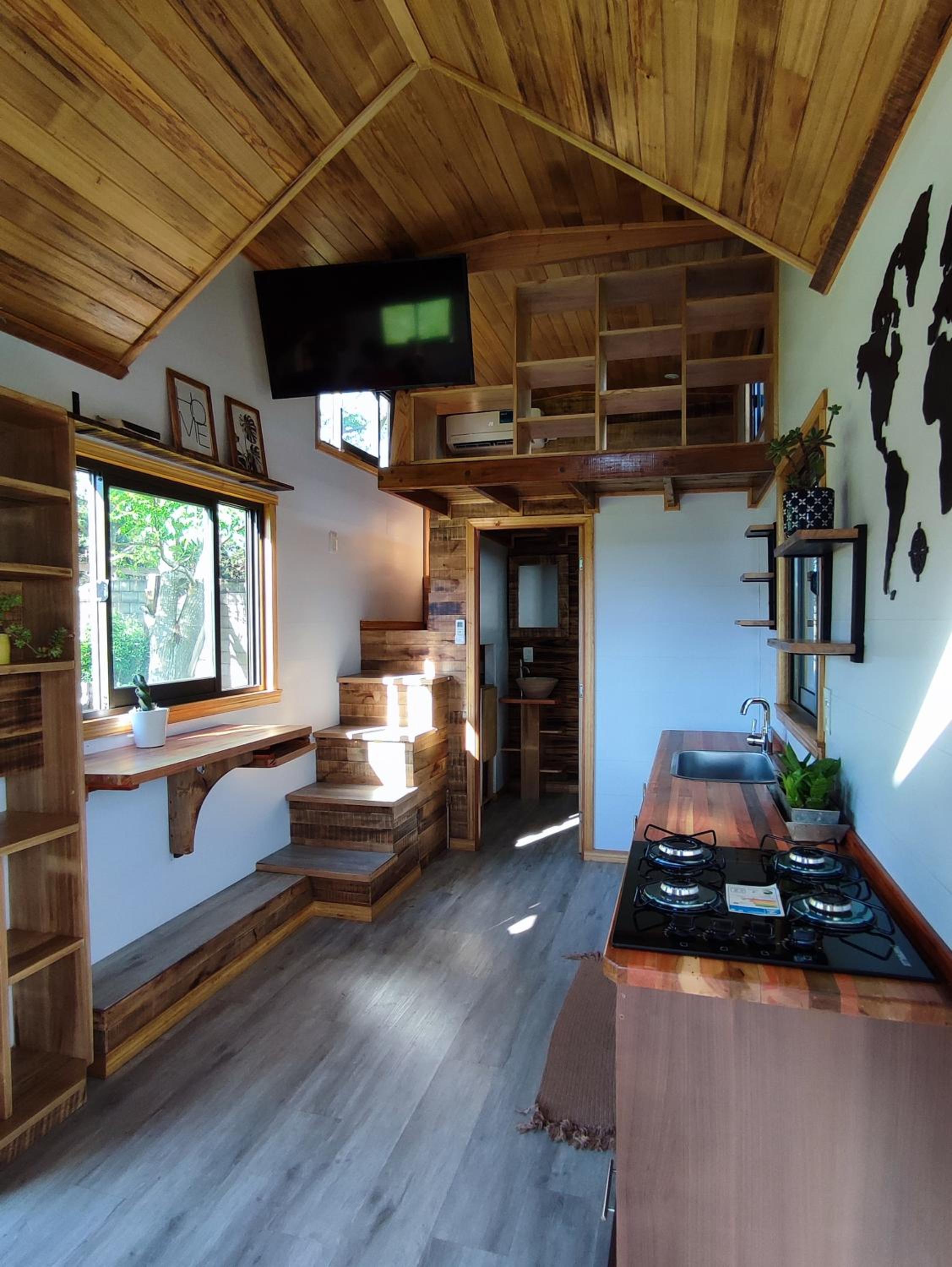 Mobile Home photo 2