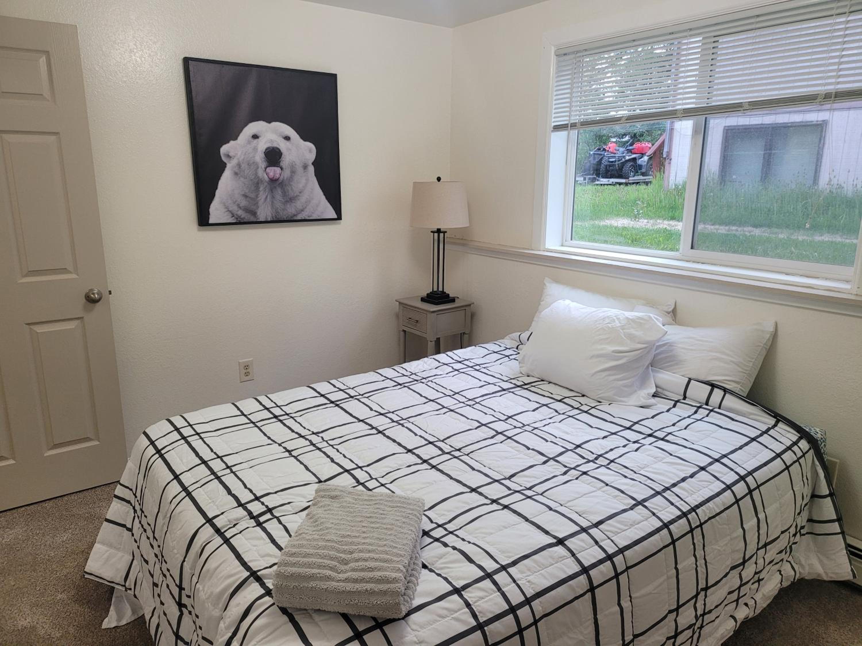 Three-Bedroom Apartment photo 1