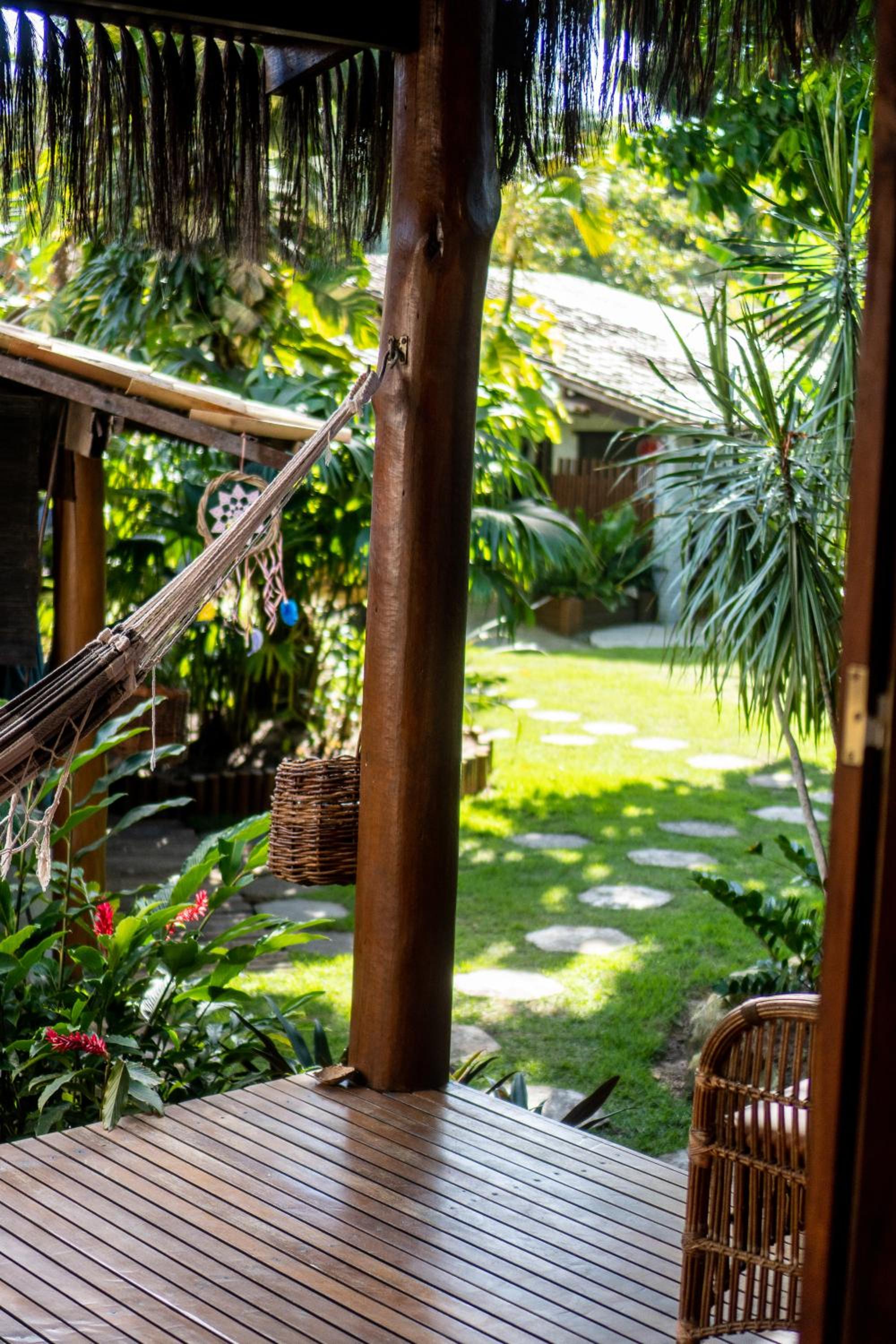 Deluxe Bungalow photo 2