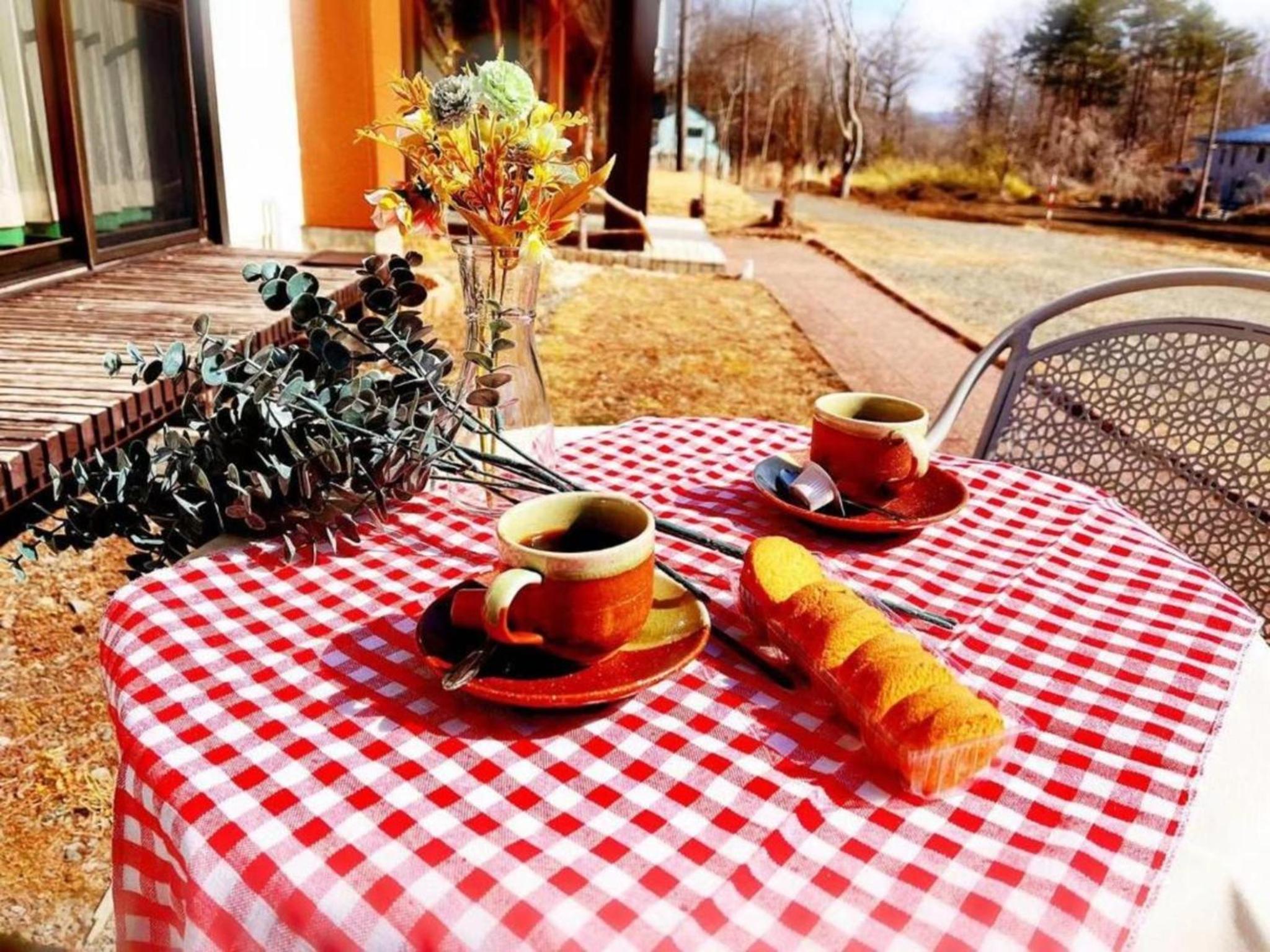Studio - Photo 16