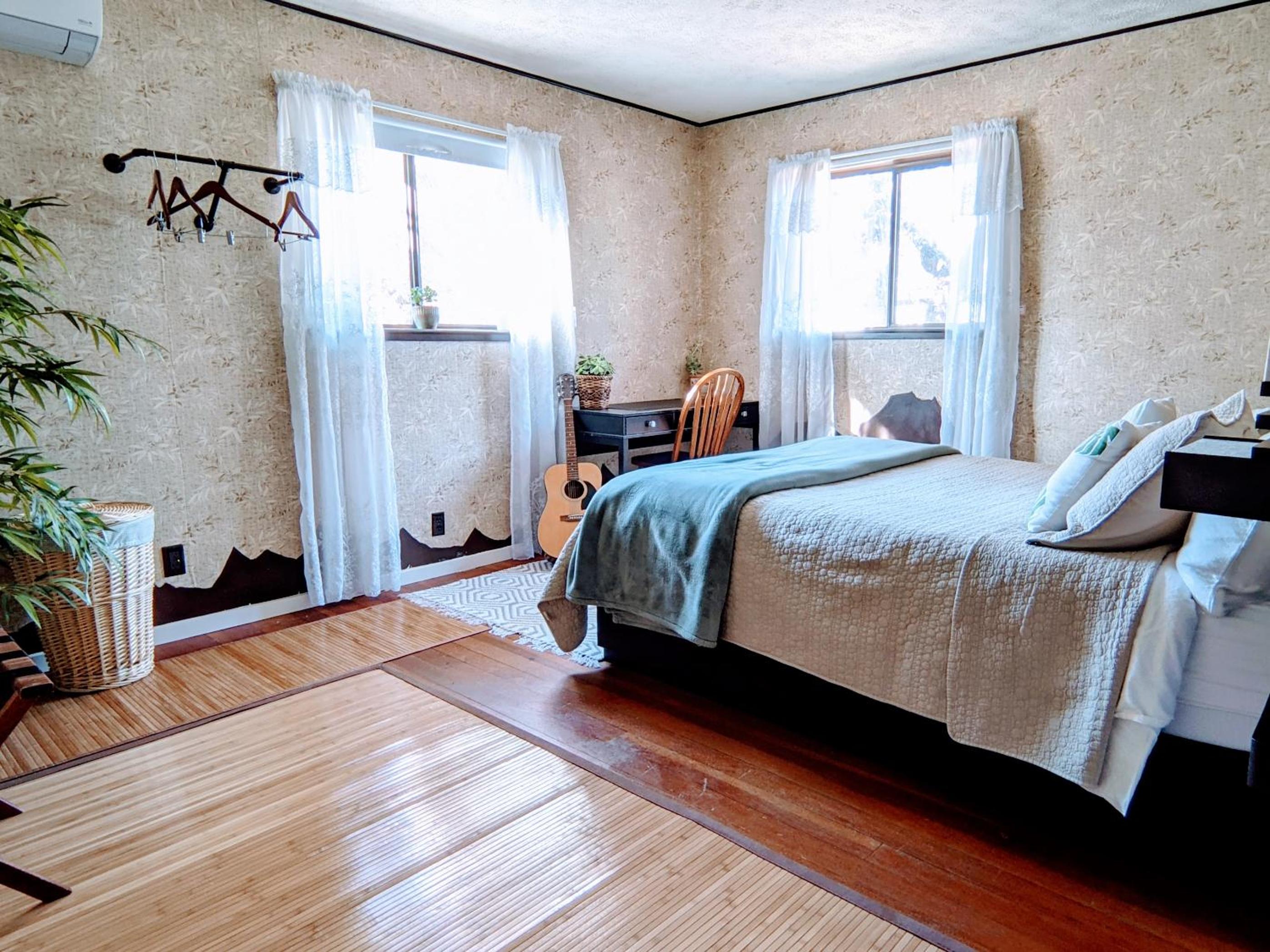 Four-Bedroom House photo 1