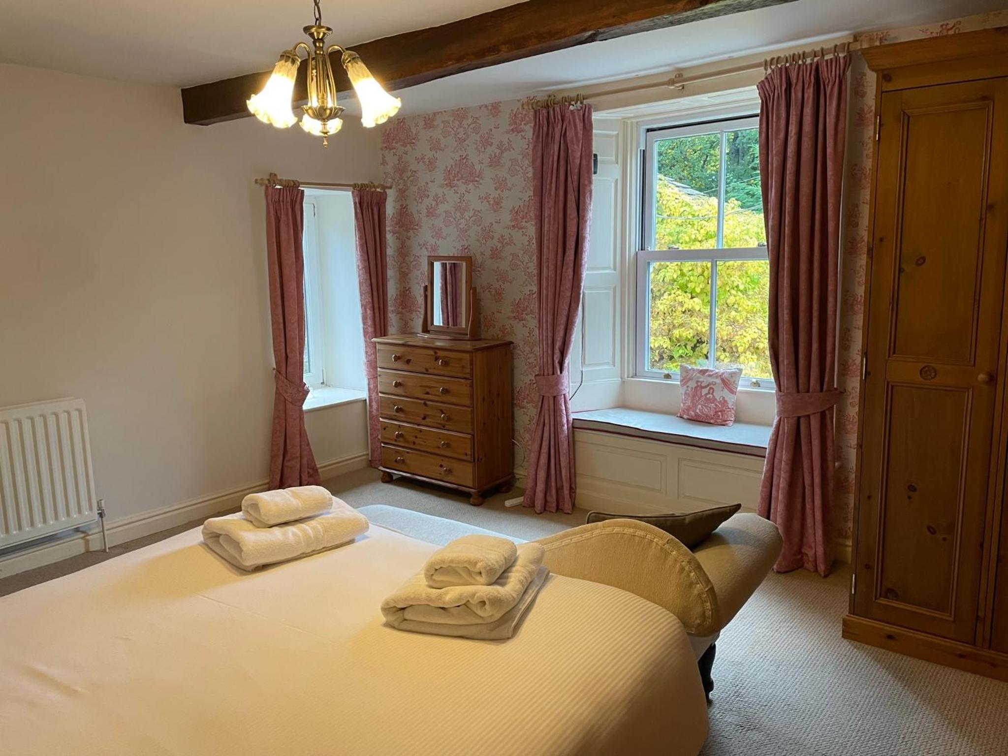 Two-Bedroom Cottage photo 3