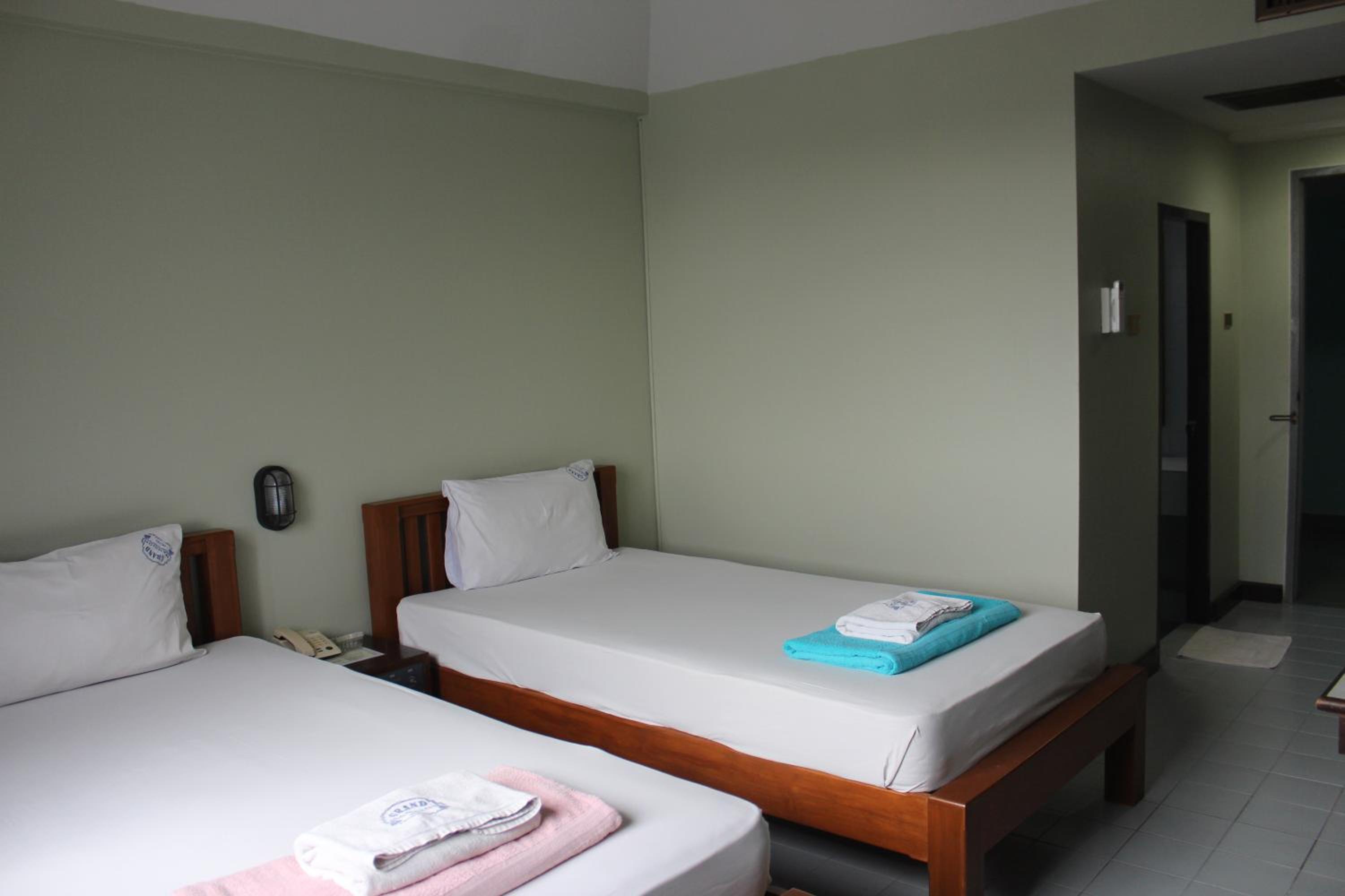 Standard Twin Room With Fan photo 3