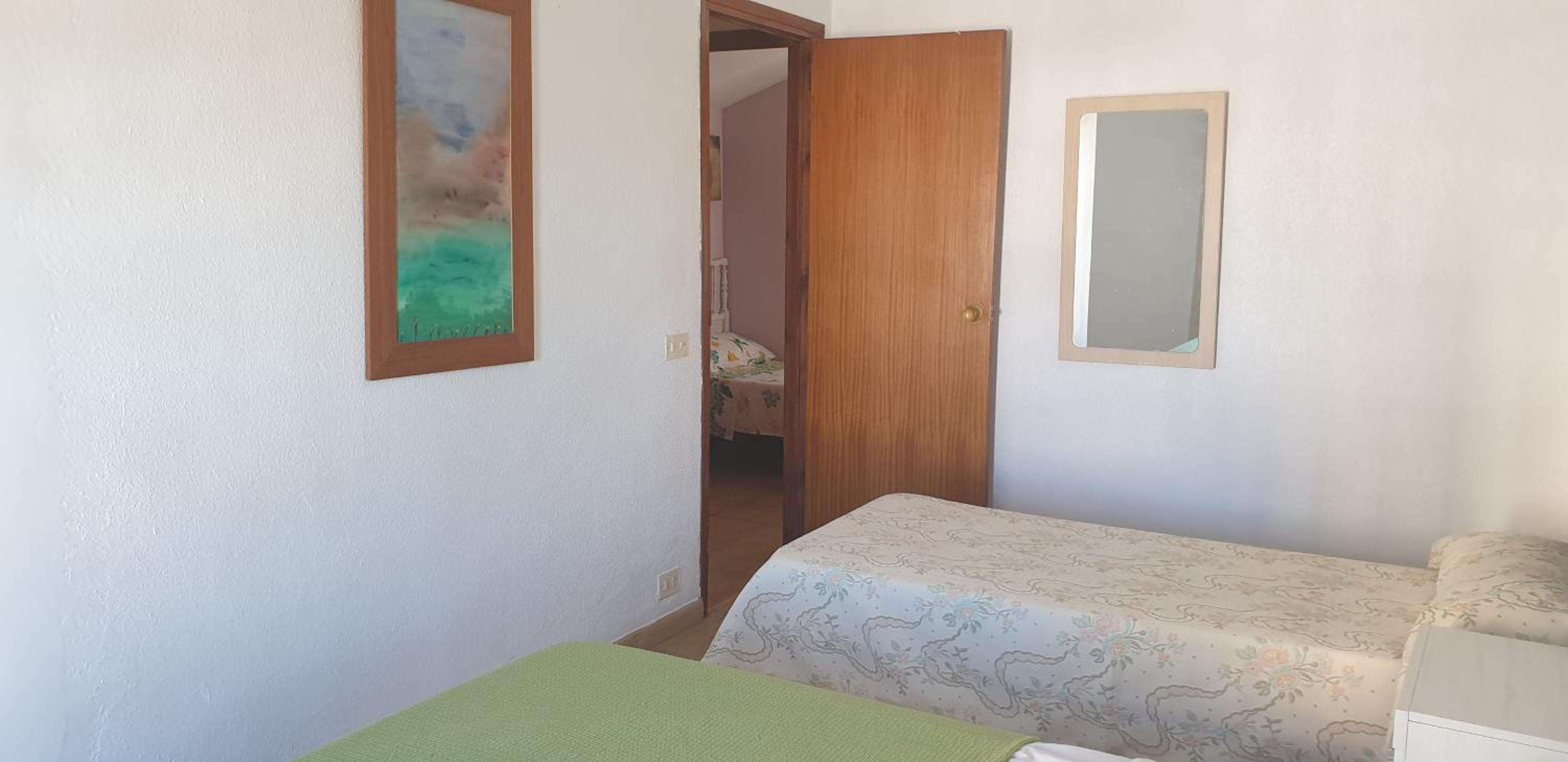 Casa de cuatro habitaciones