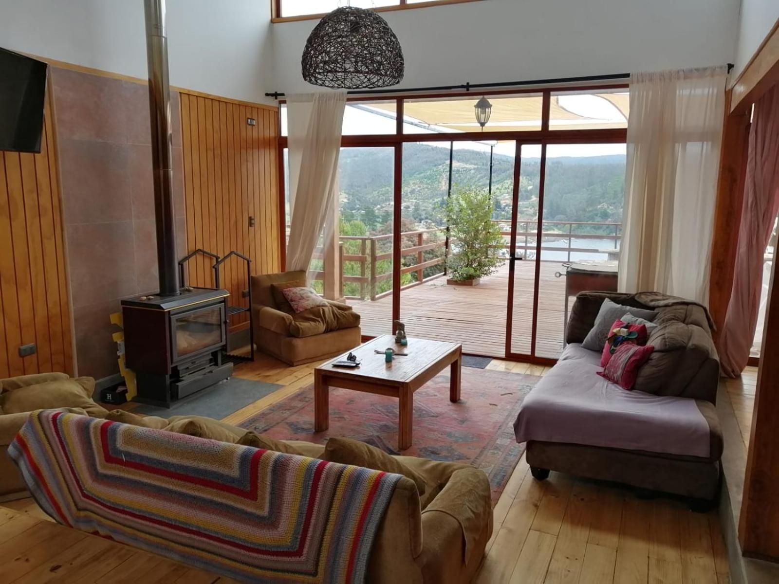 Four-Bedroom House photo 2