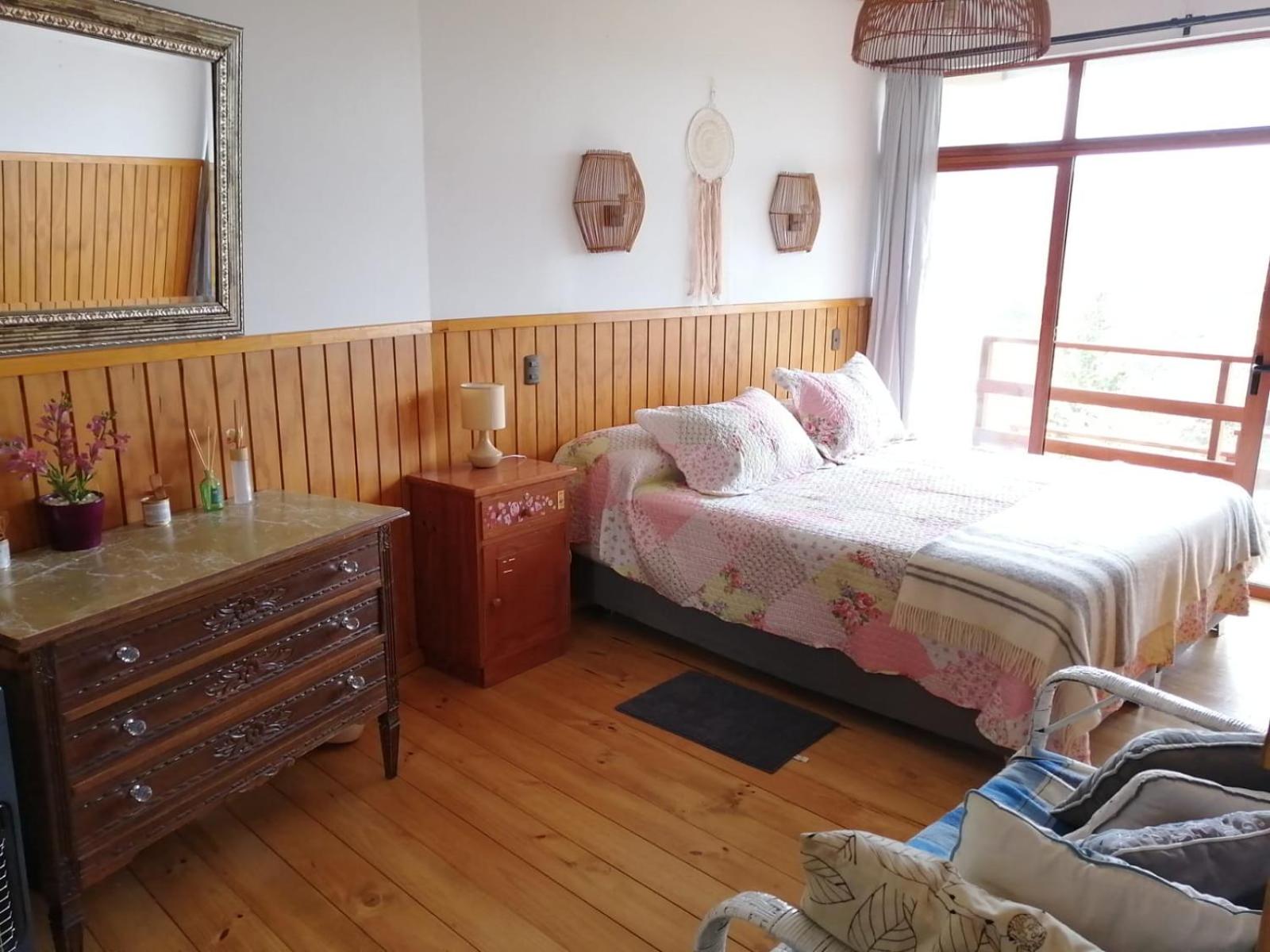 Four-Bedroom House photo 3