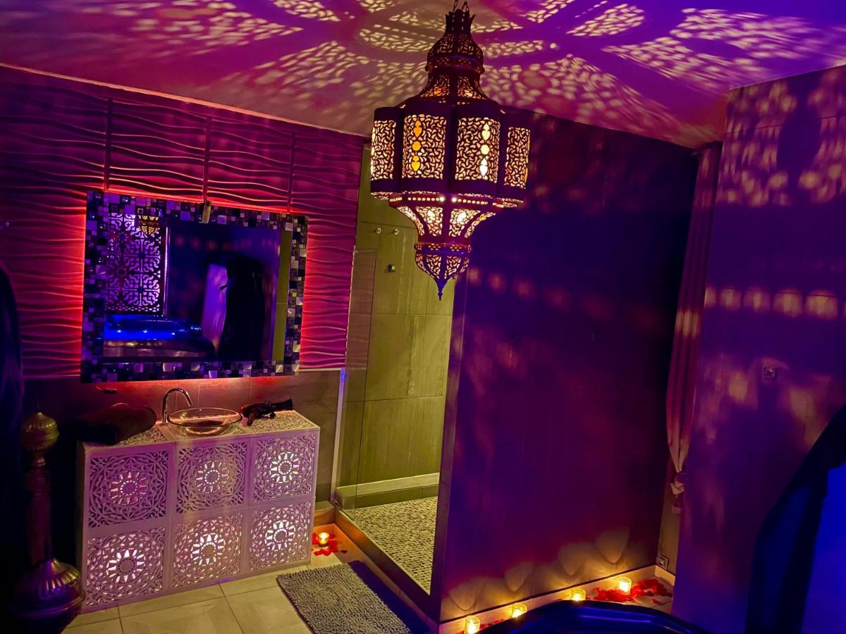 Deluxe Room - Photo 19