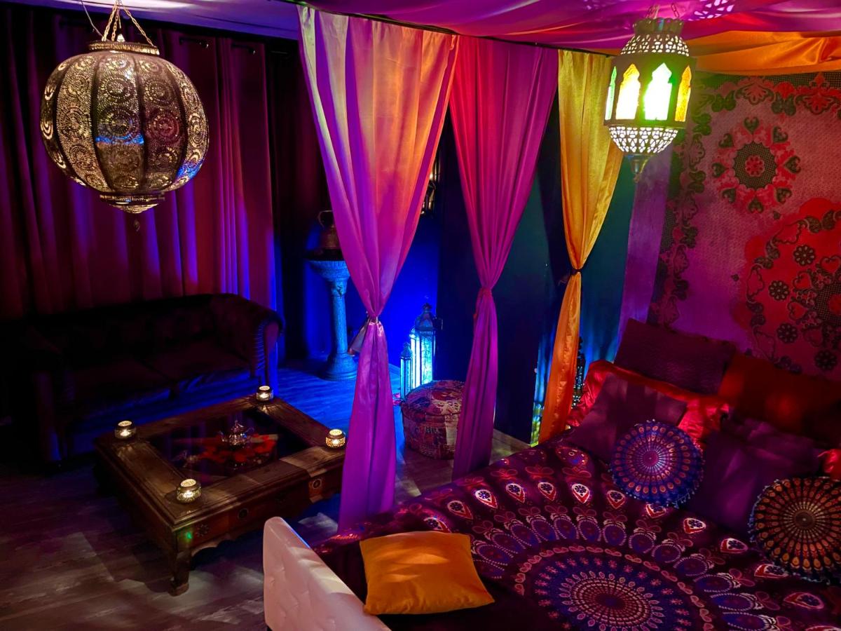 Deluxe Room - Photo 15