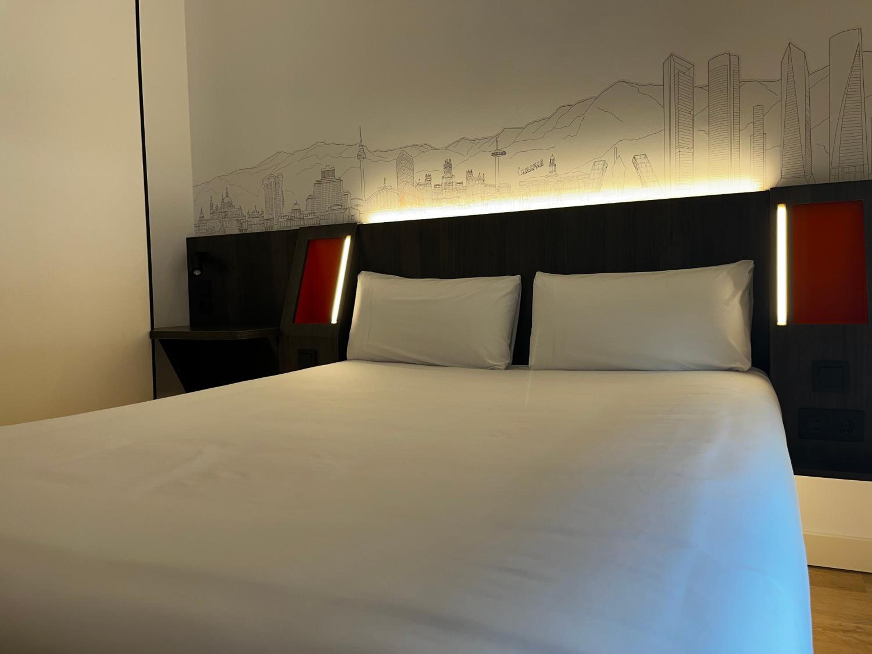 Double Room - Photo 3