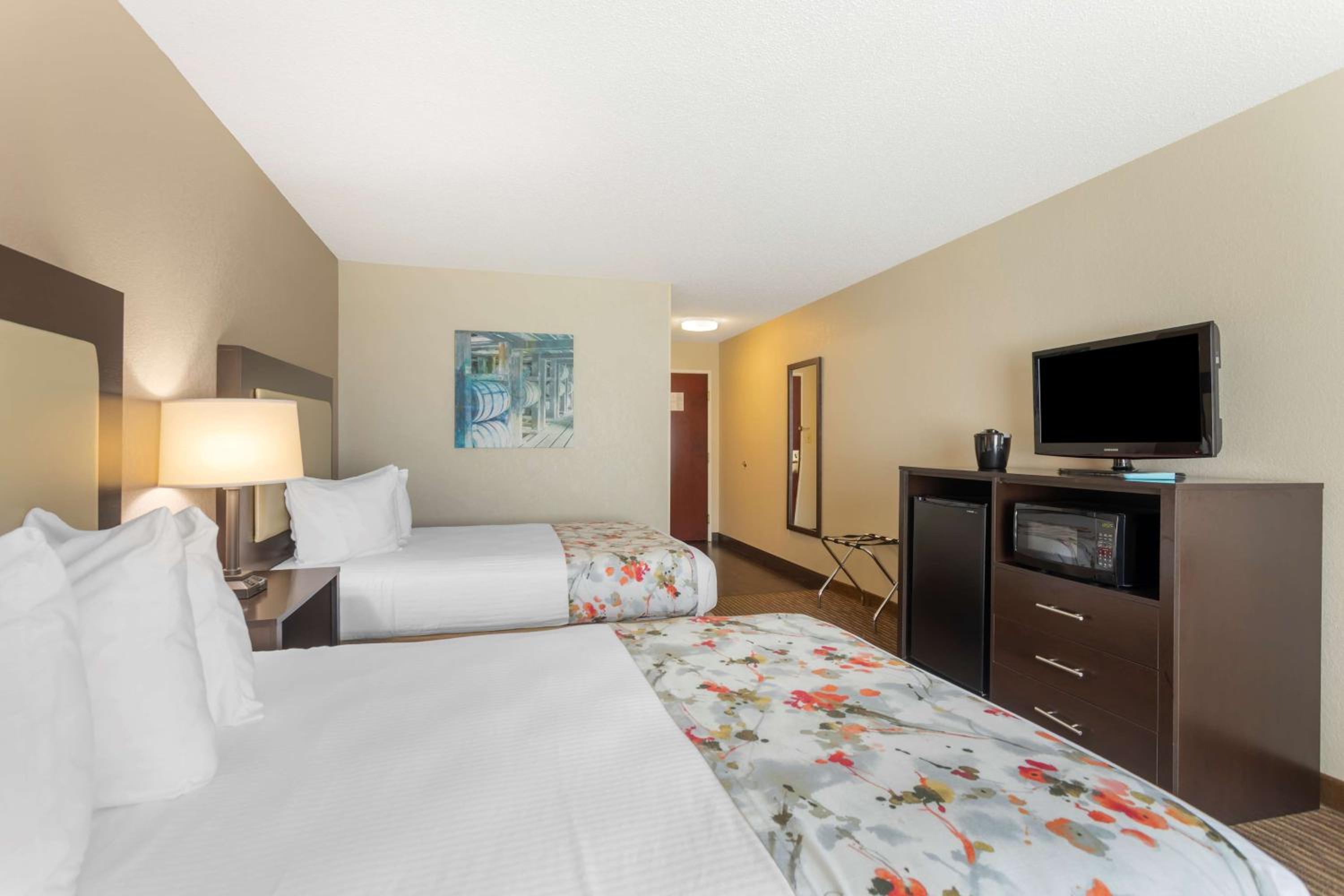 Double Room with Two Double Beds - Non-Smoking photo 1