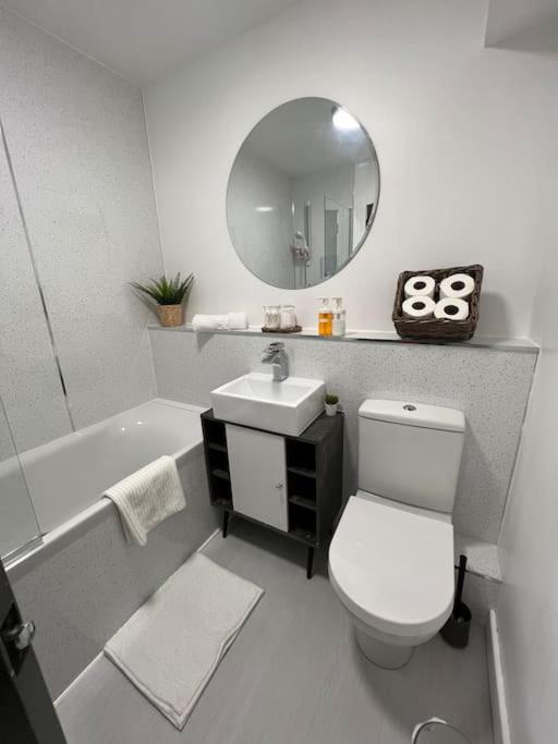 Two-Bedroom Apartment photo 3