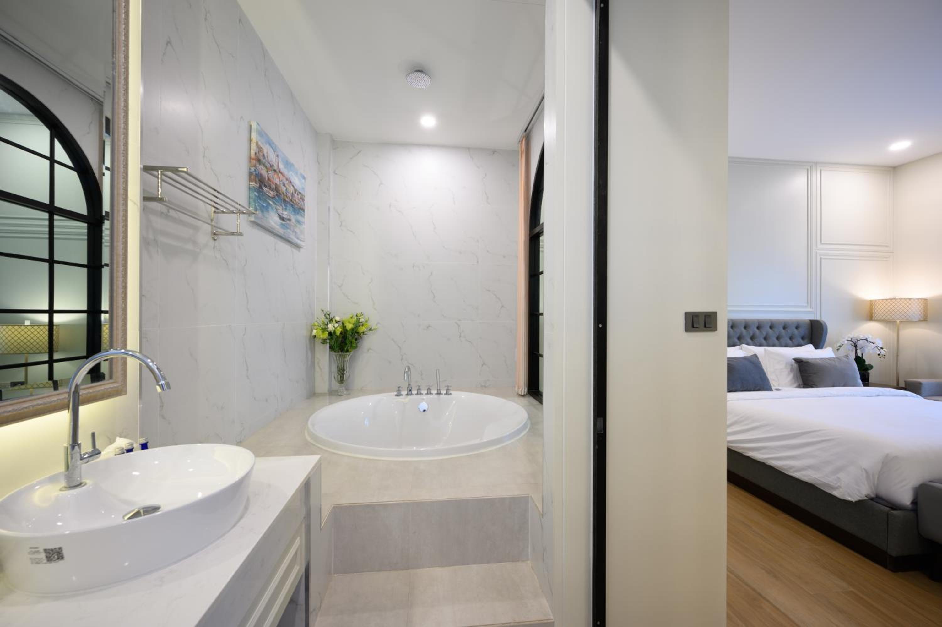 One-Bedroom Pool Villa - Photo 4