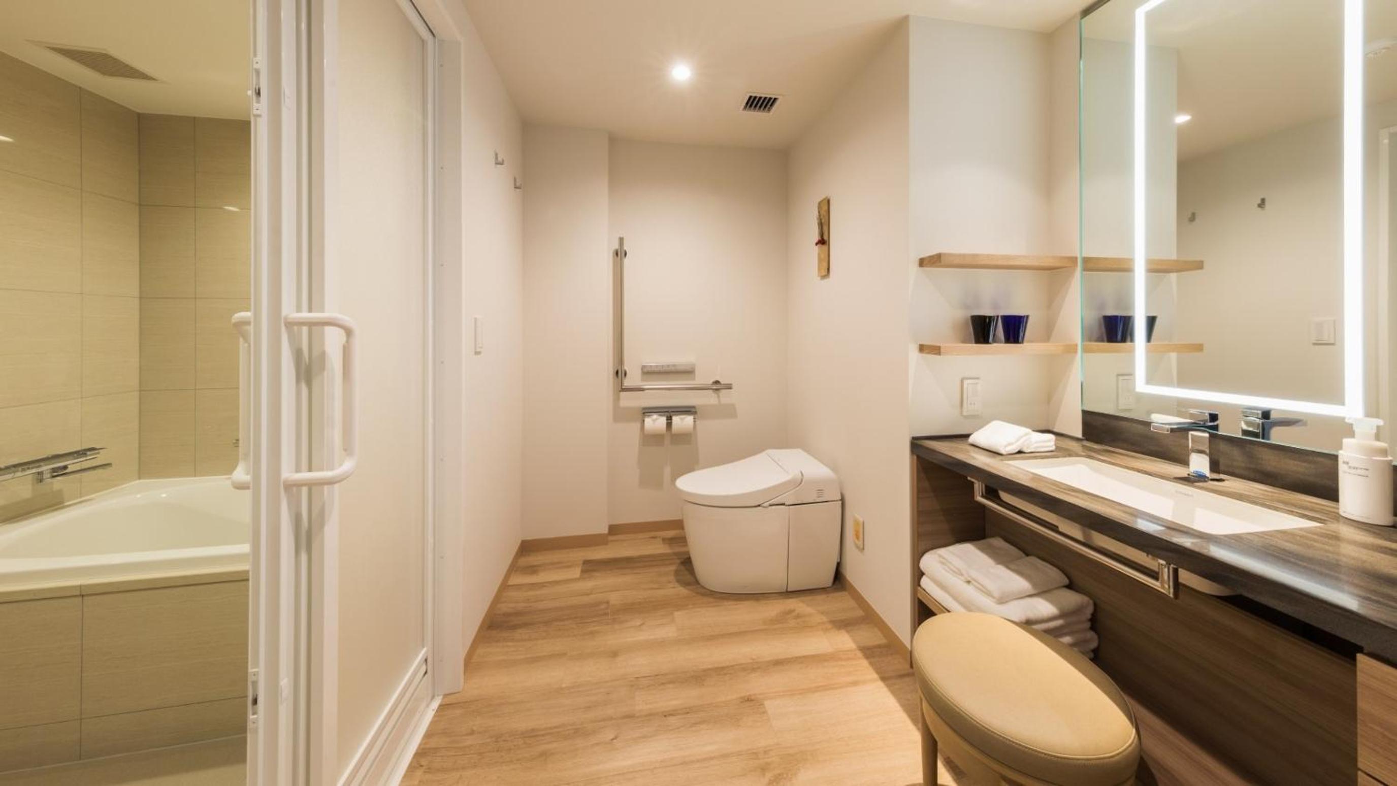 Universal Twin Room - Non-Smoking - Photo 2