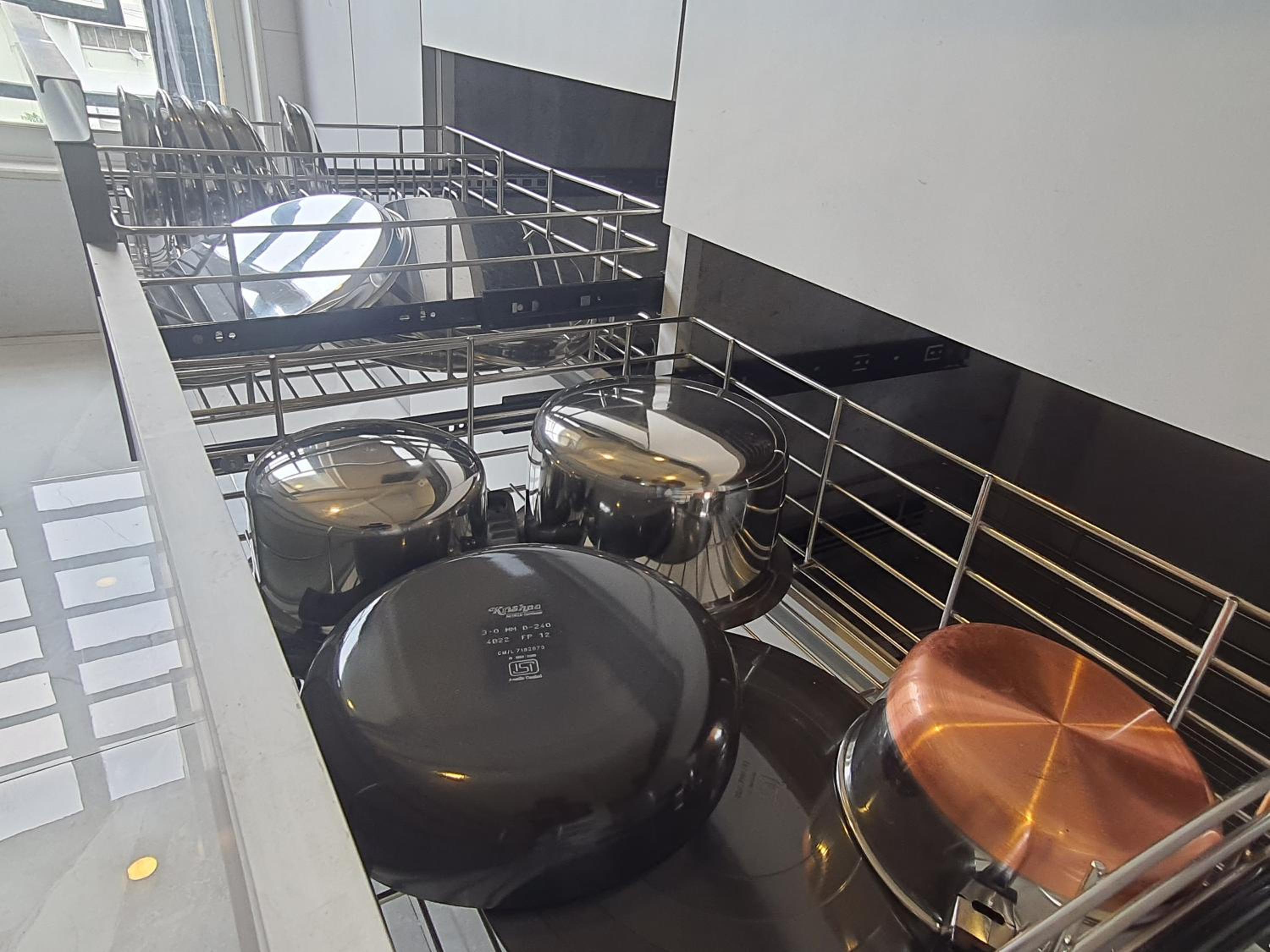 Two-Bedroom Apartment - Photo 17