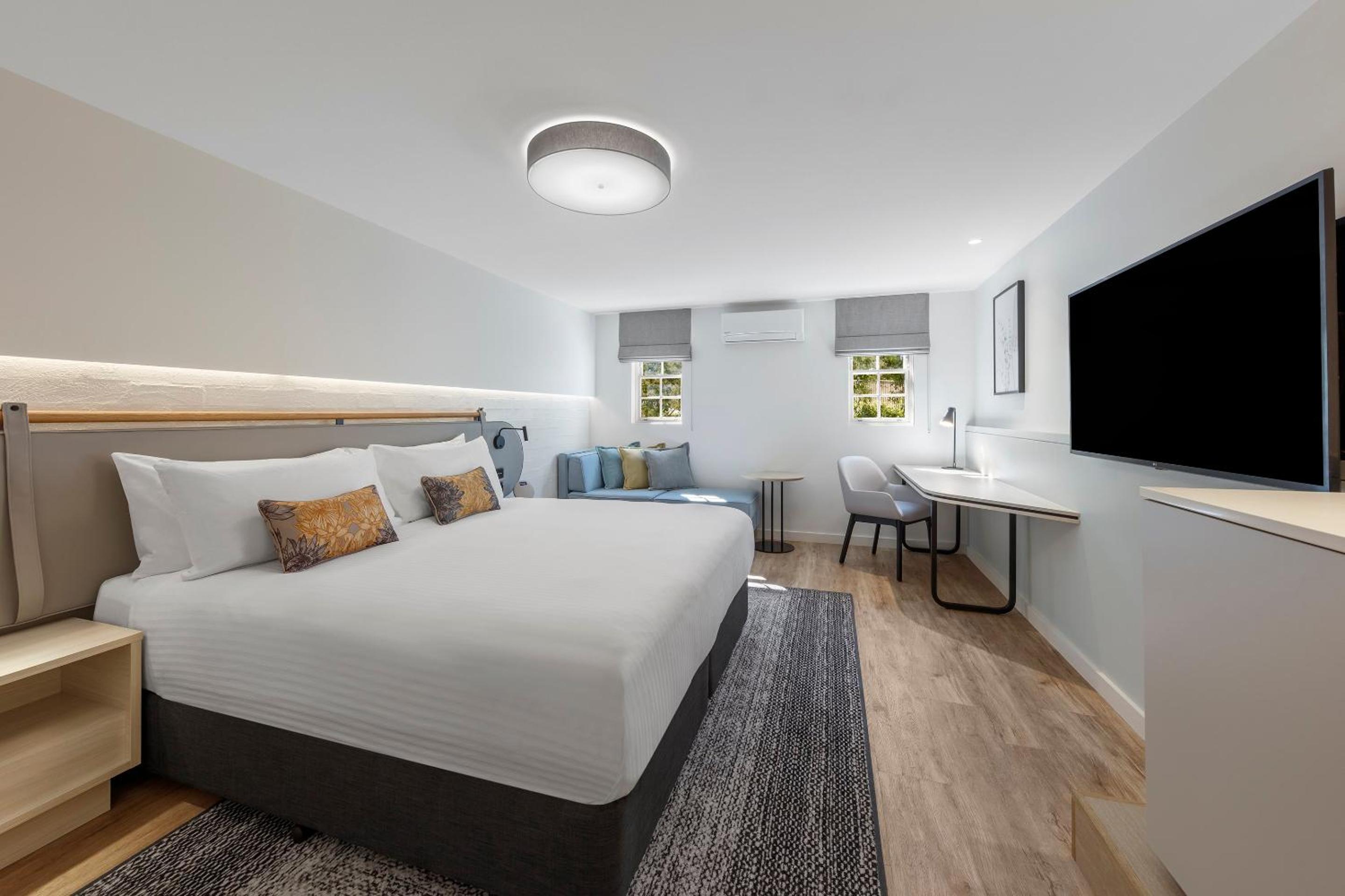 Premium King Room