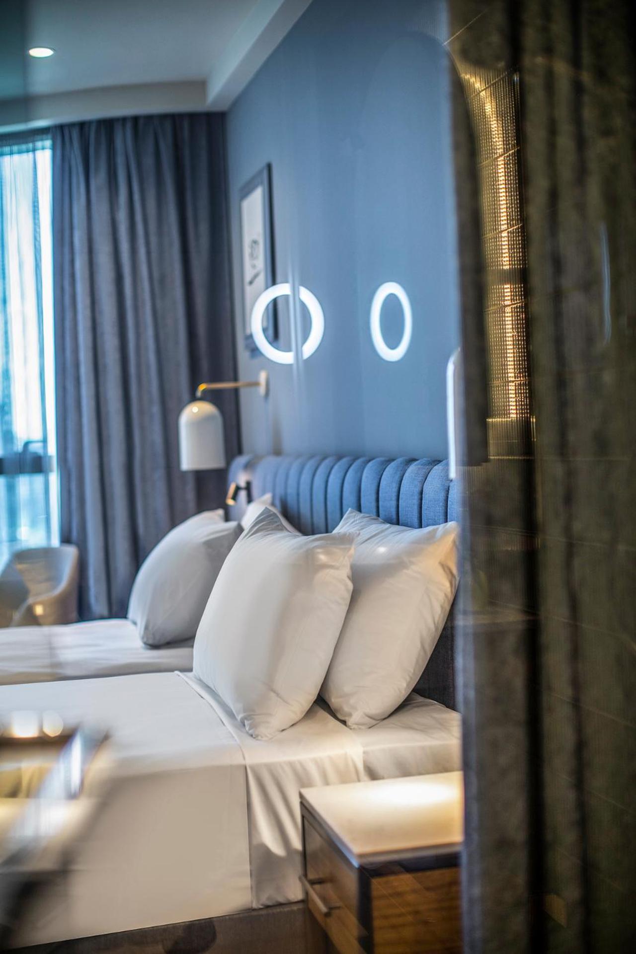 Standard Twin Room - Photo 1