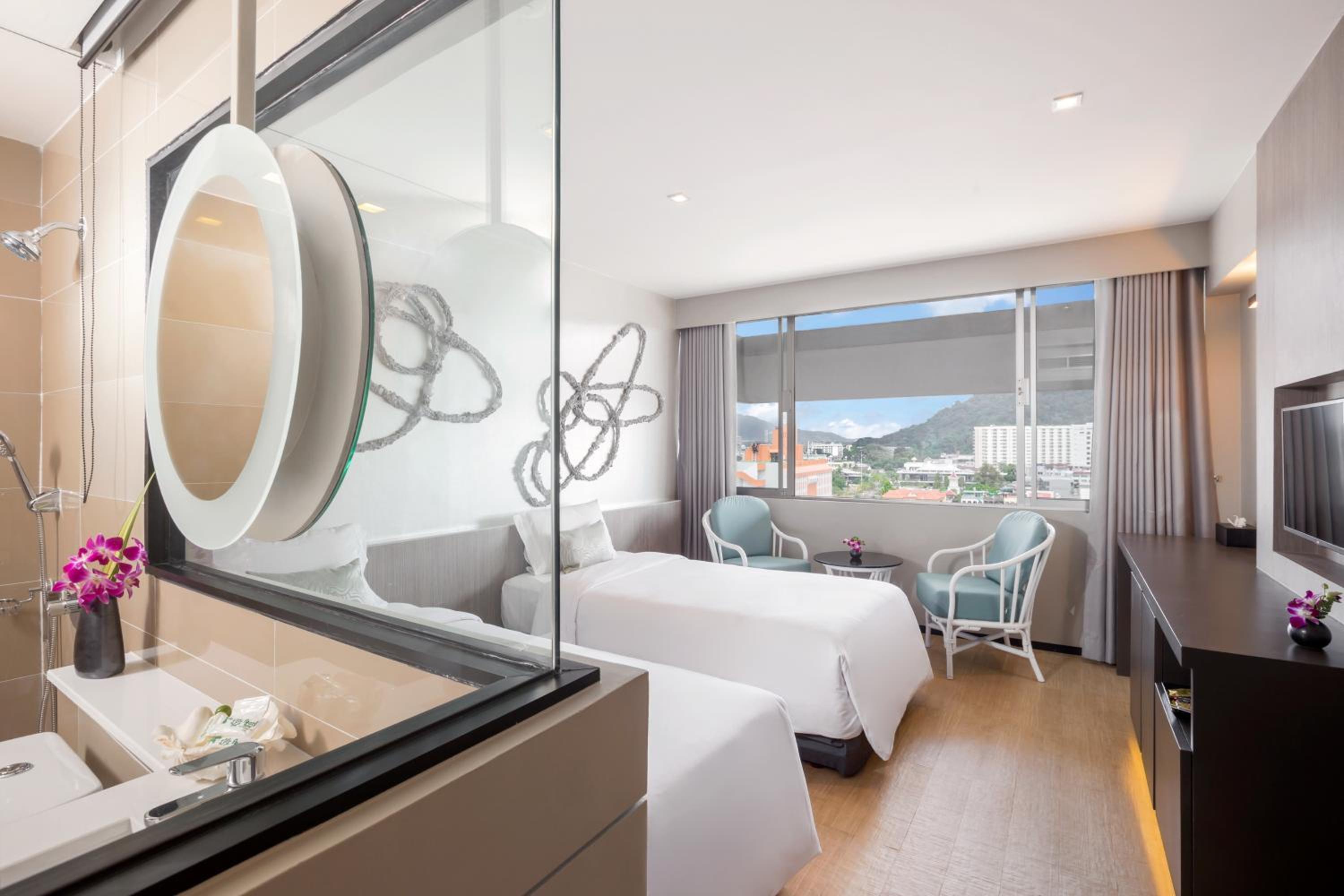 Deluxe Twin Room - Photo 1