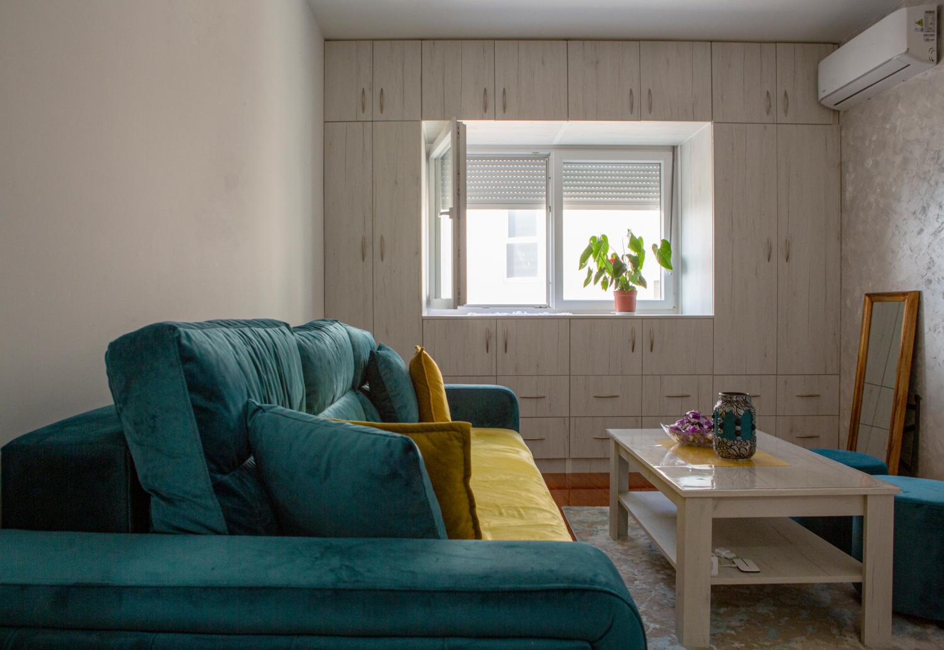 Studio Apartment
