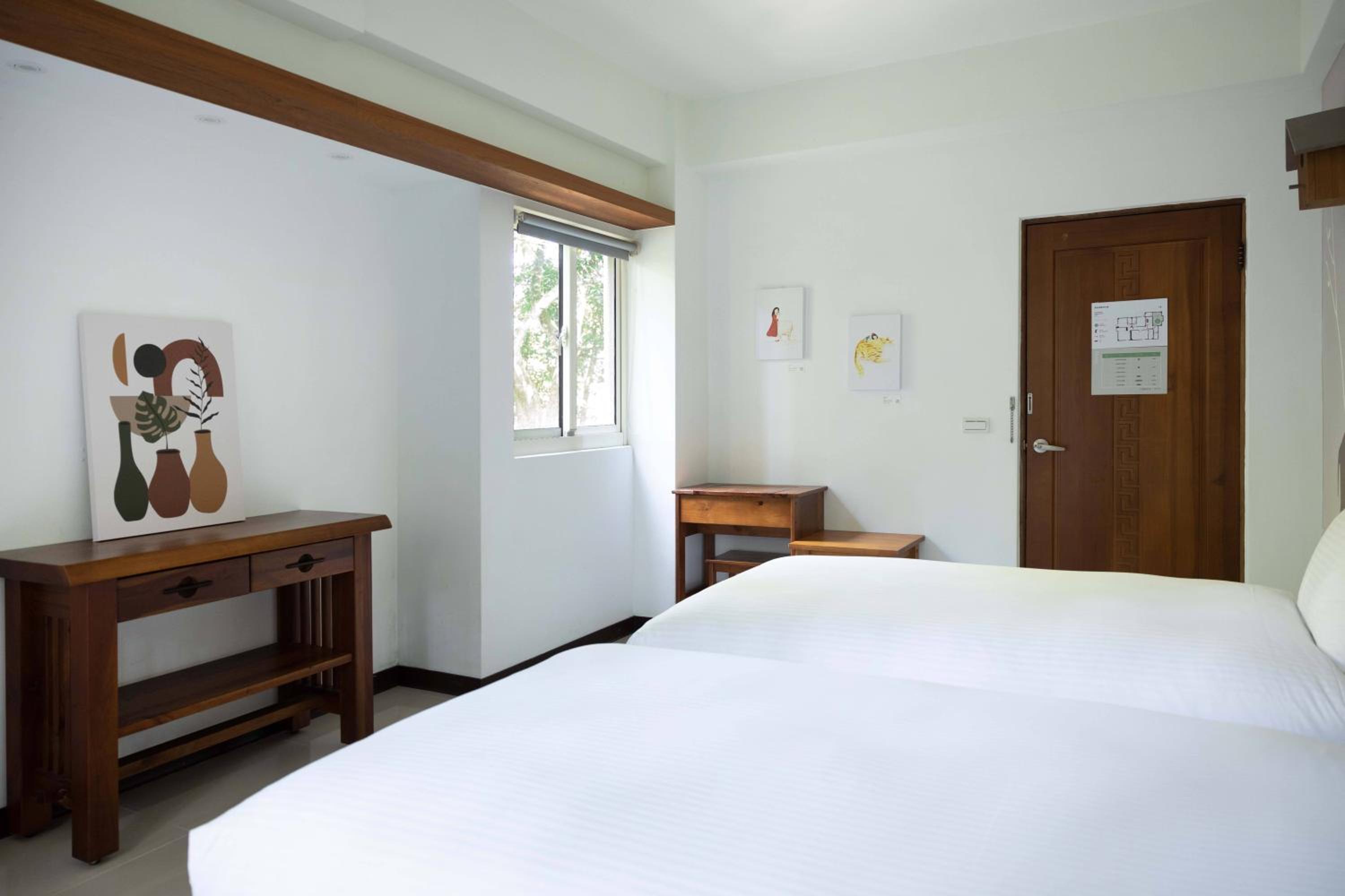 Standard Double Room photo 2
