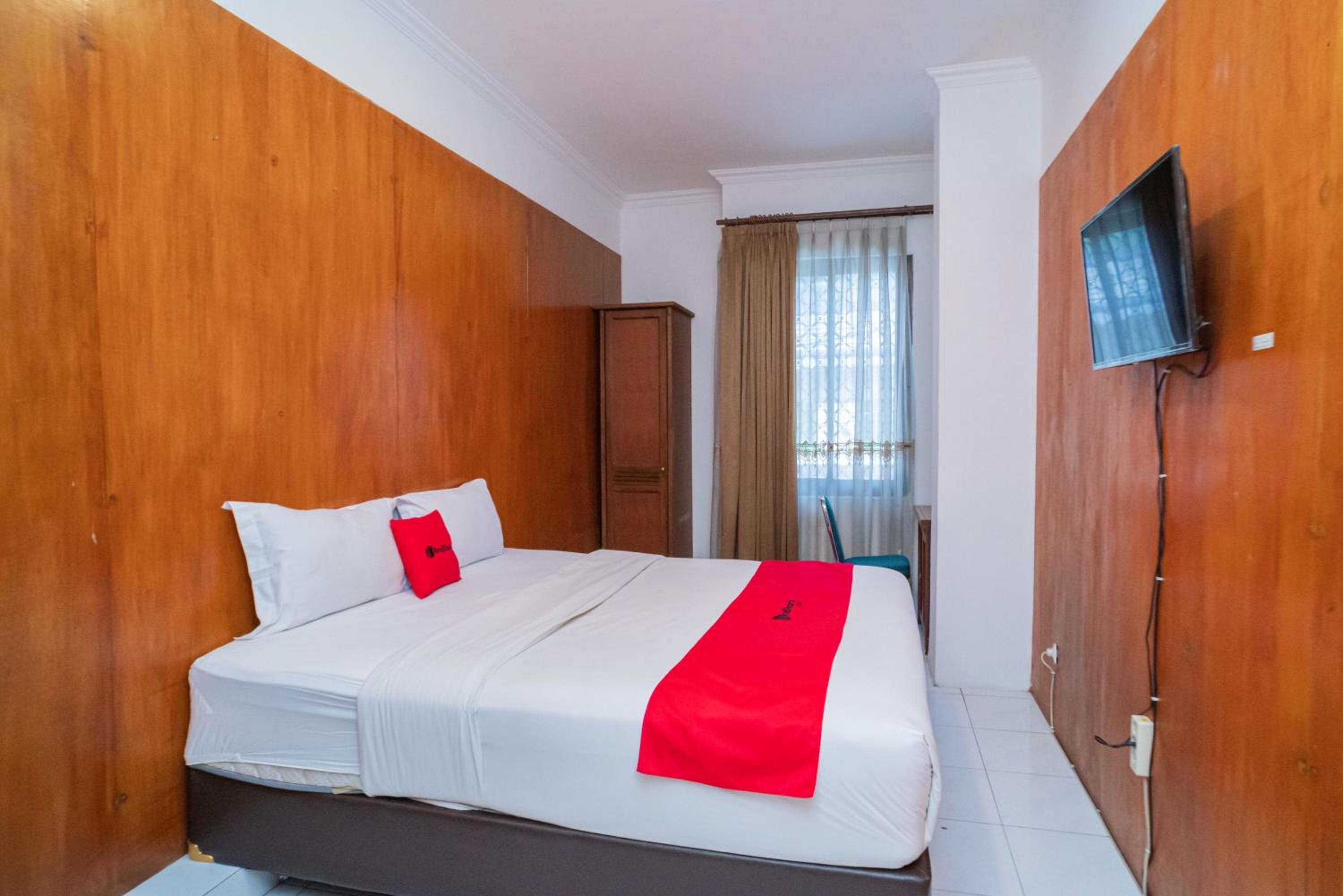 Standard Double Room - Photo 3