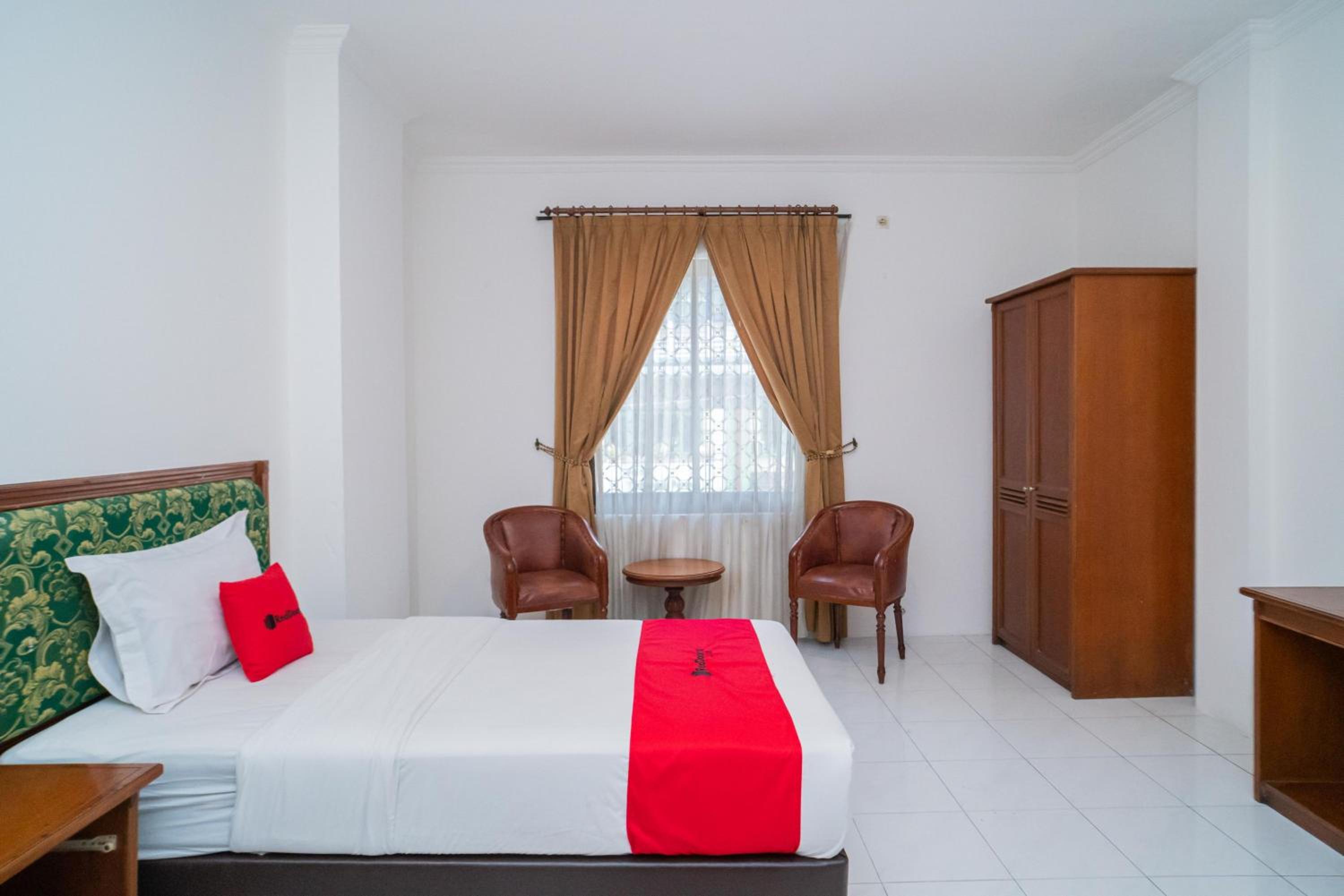 Delxue Twin Room - Photo 7