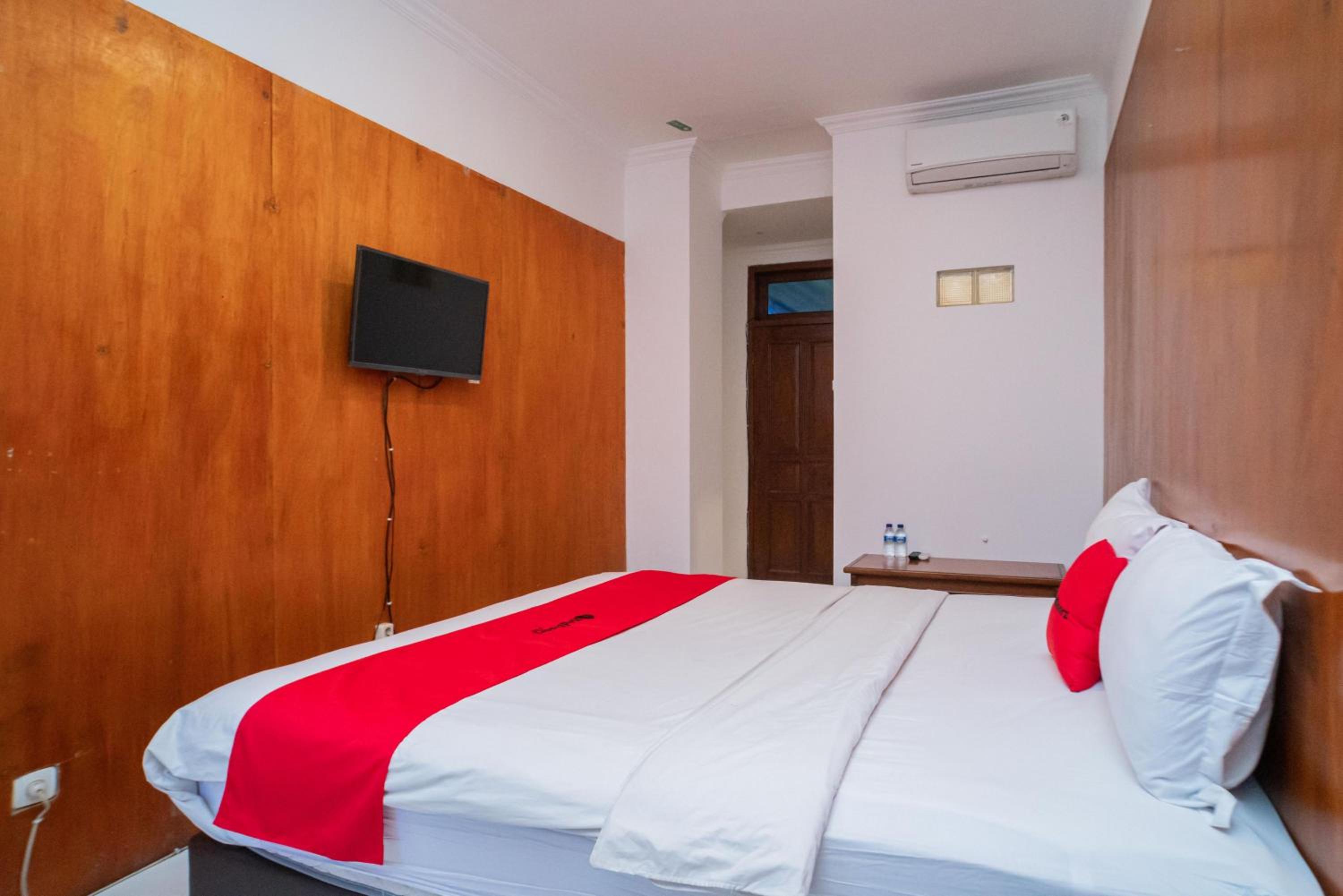 Standard Double Room - Photo 4