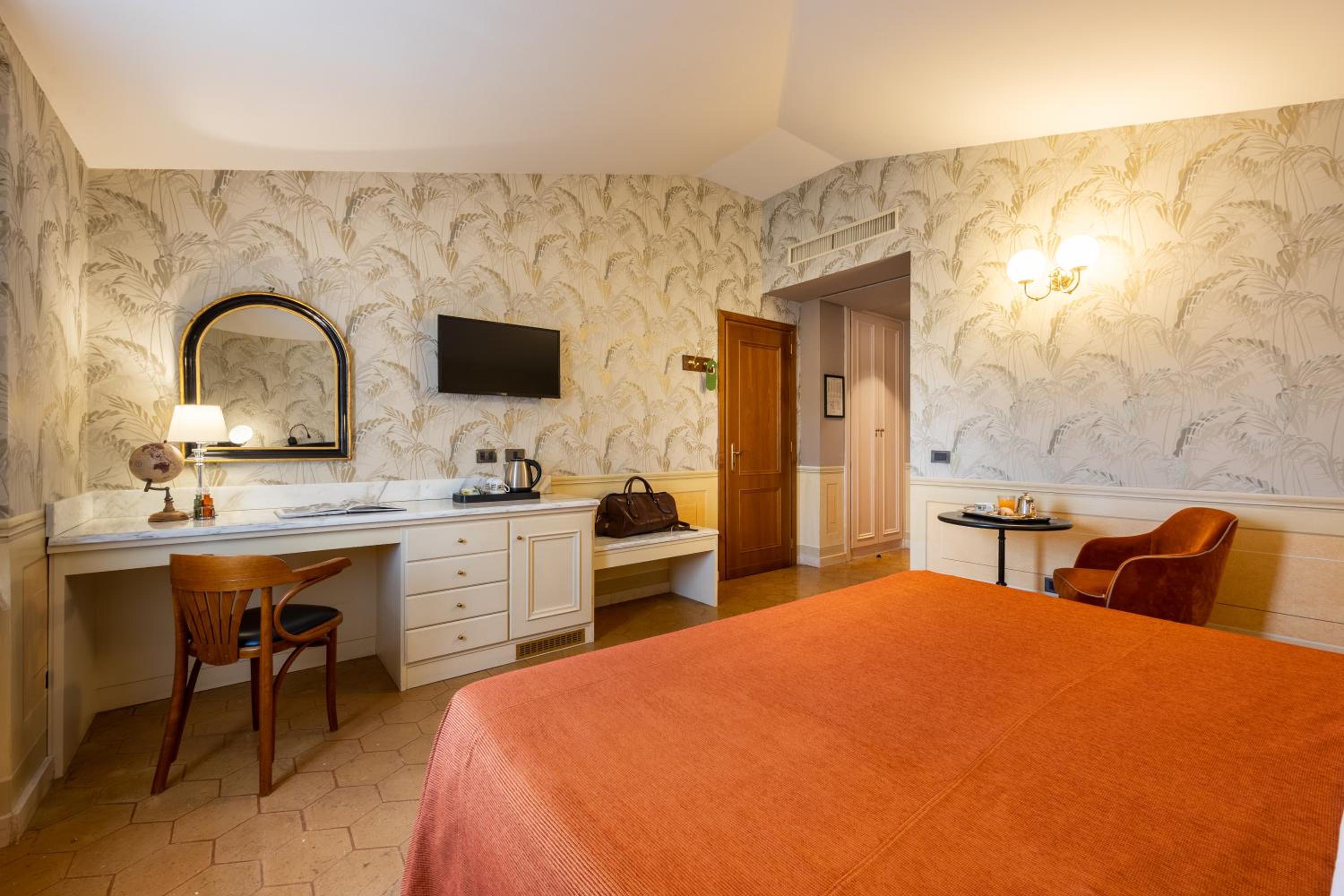 Superior Double Room - Photo 9