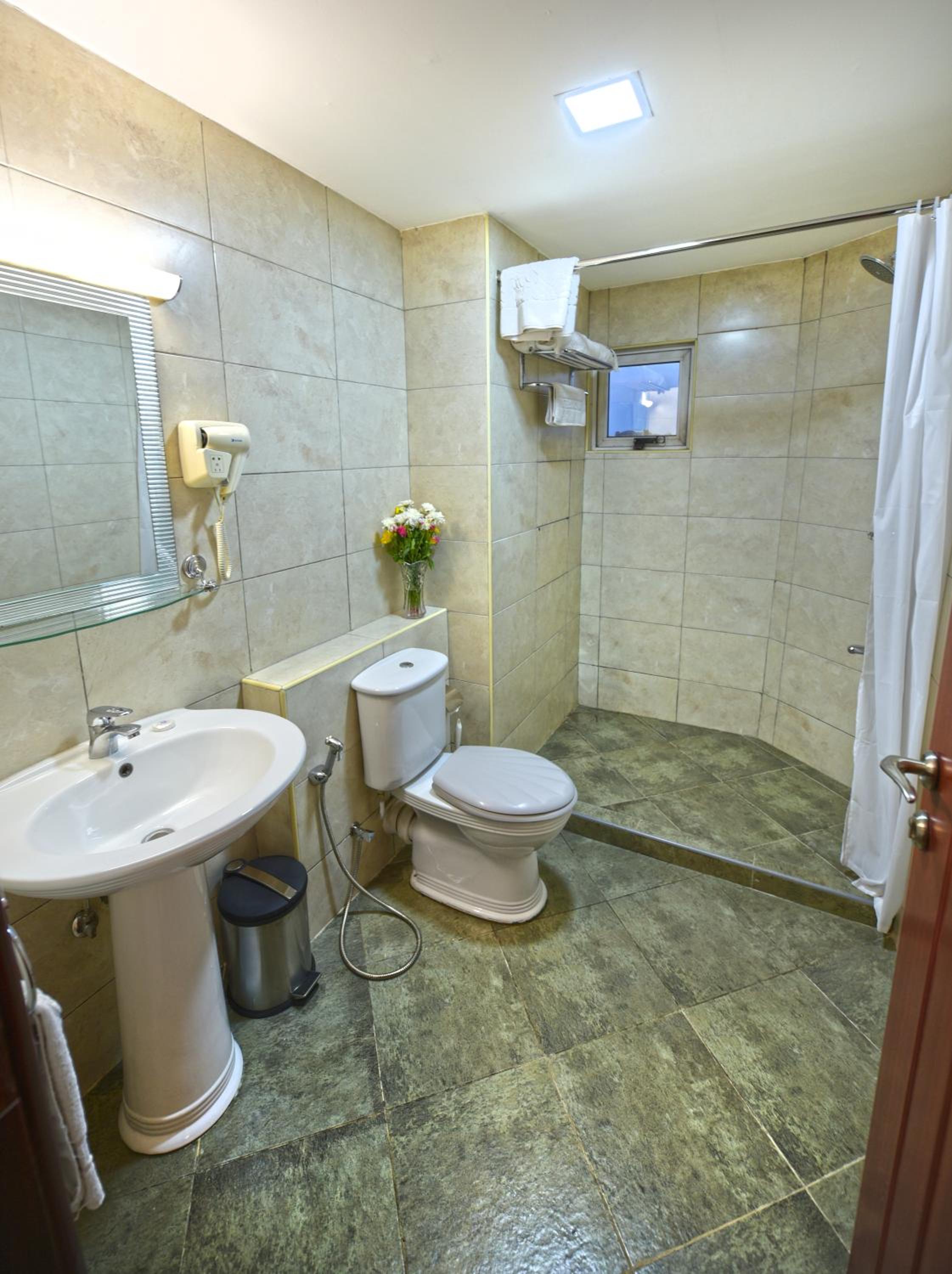 Deluxe Twin Room photo 2